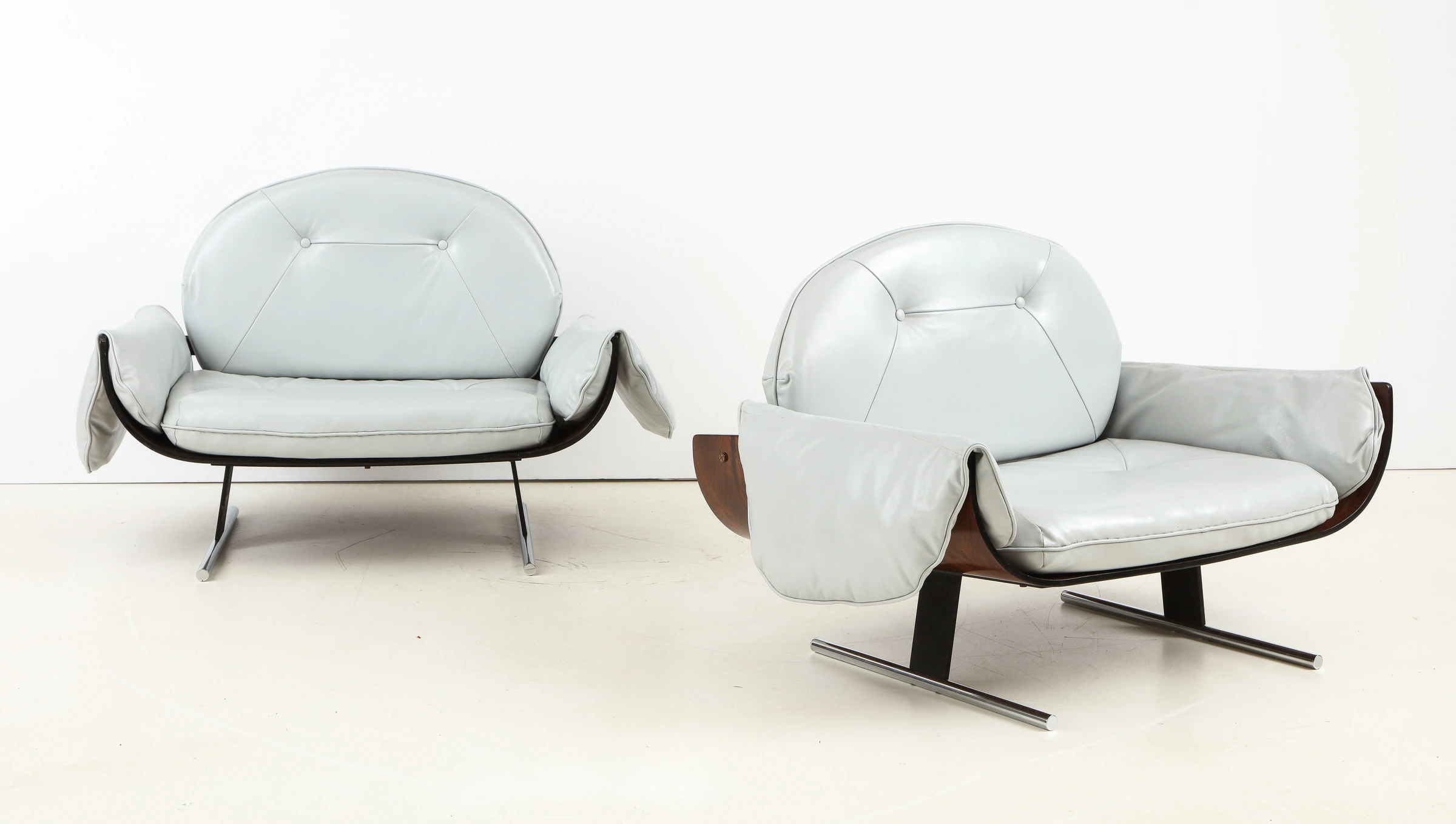 Pair of Presidencial armchair, Jorge Zalszupin — photo 6