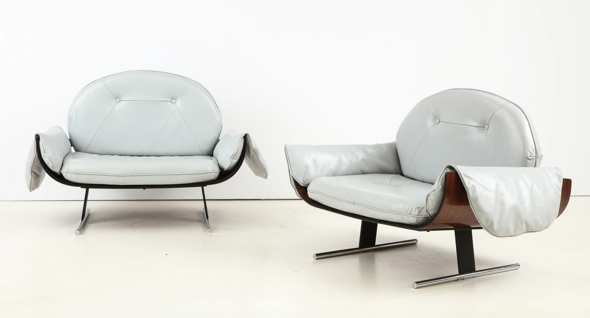 Pair of Presidencial armchair, Jorge Zalszupin — photo 7