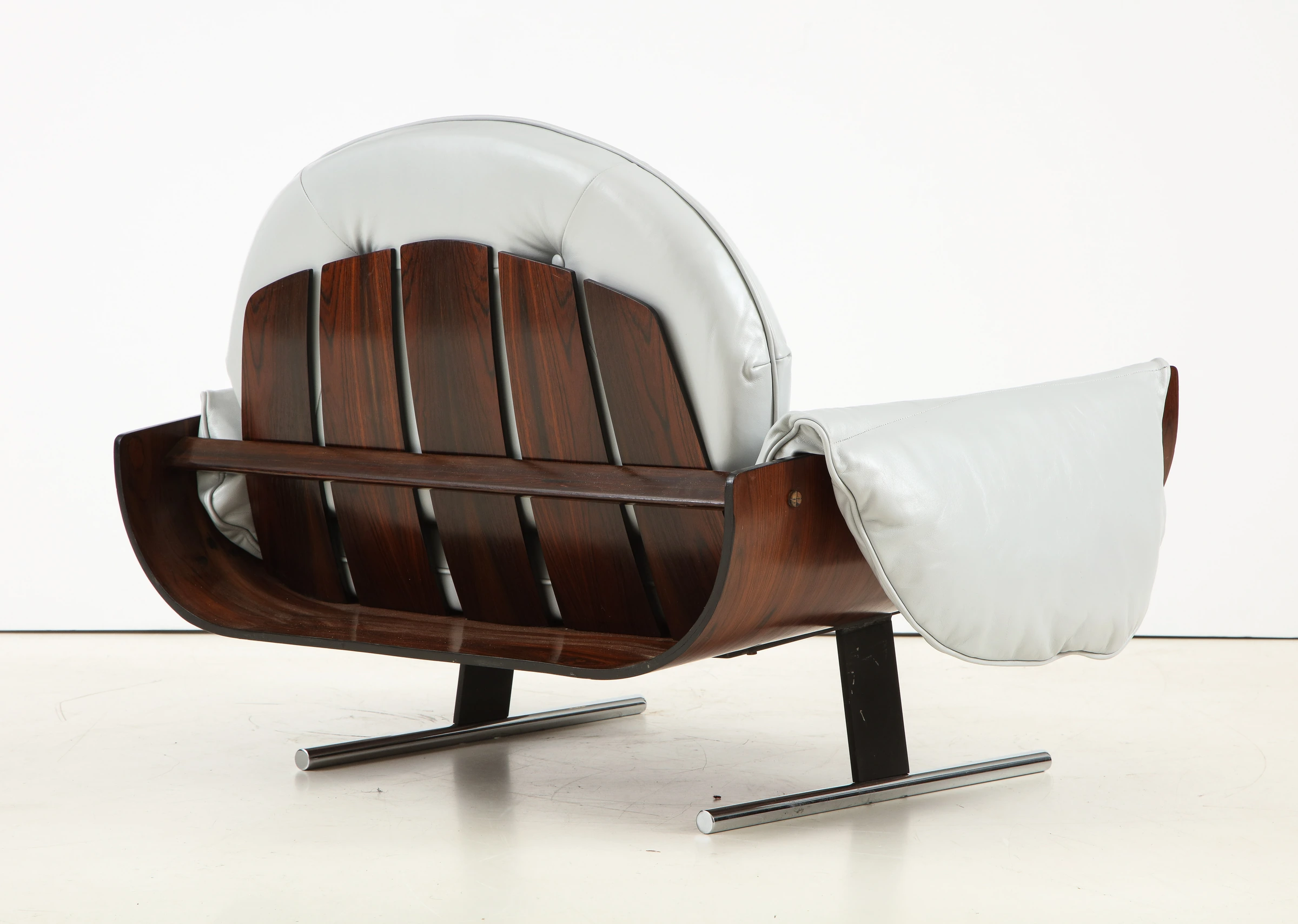 Pair of Presidencial armchair, Jorge Zalszupin — photo 14