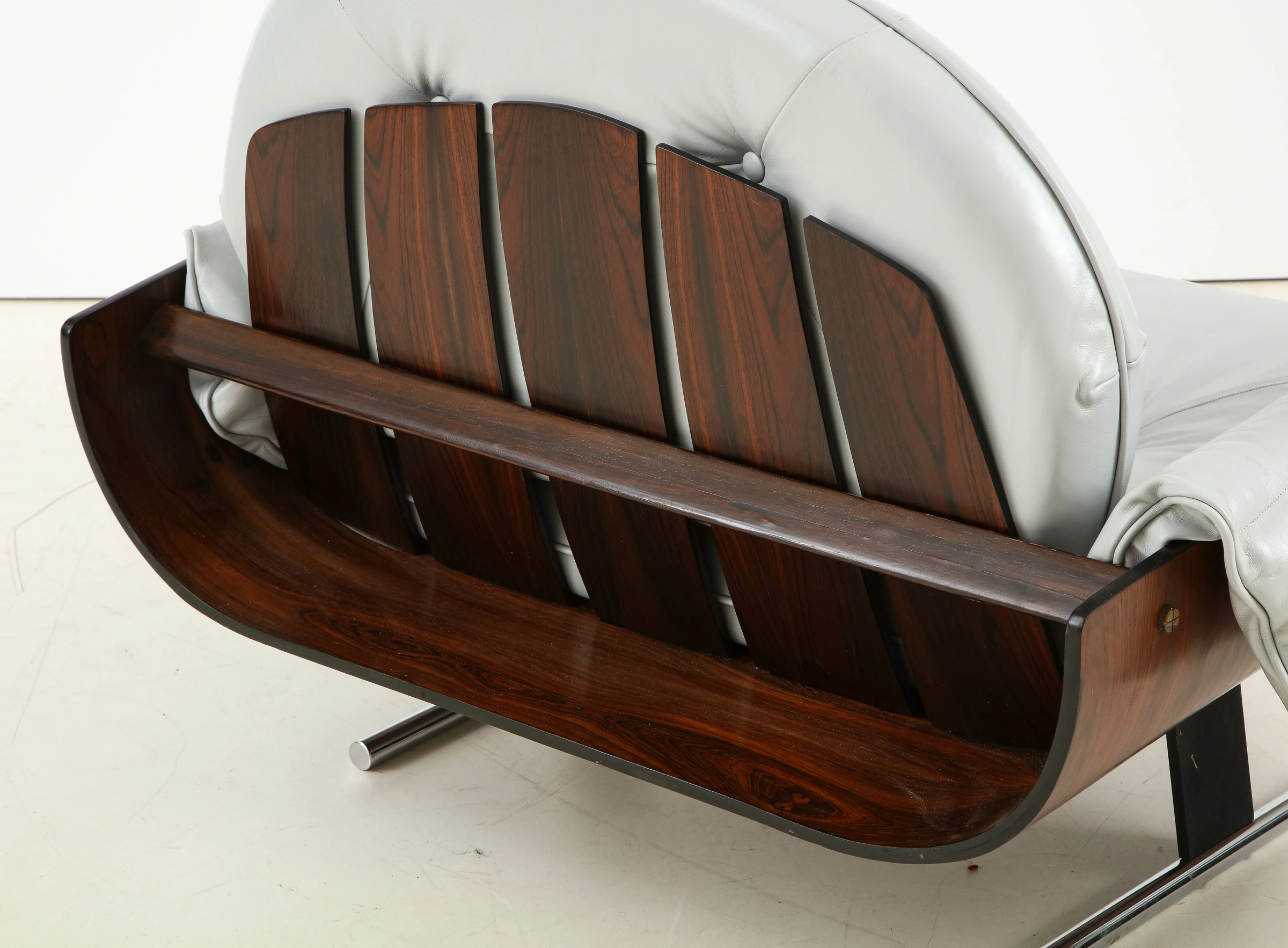 Pair of Presidencial armchair, Jorge Zalszupin — photo 15