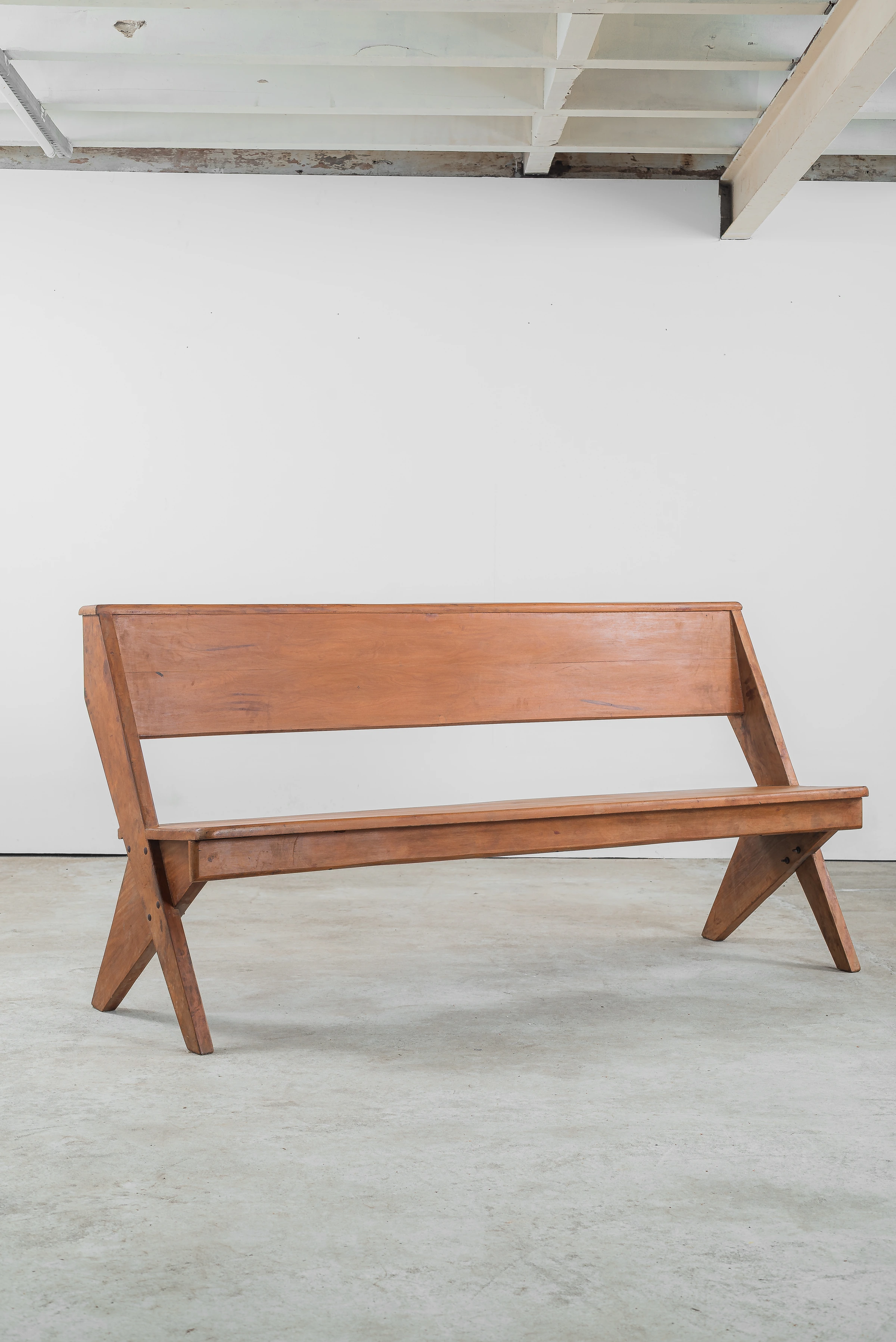 Church bench, José Zanine Caldas — photo 6