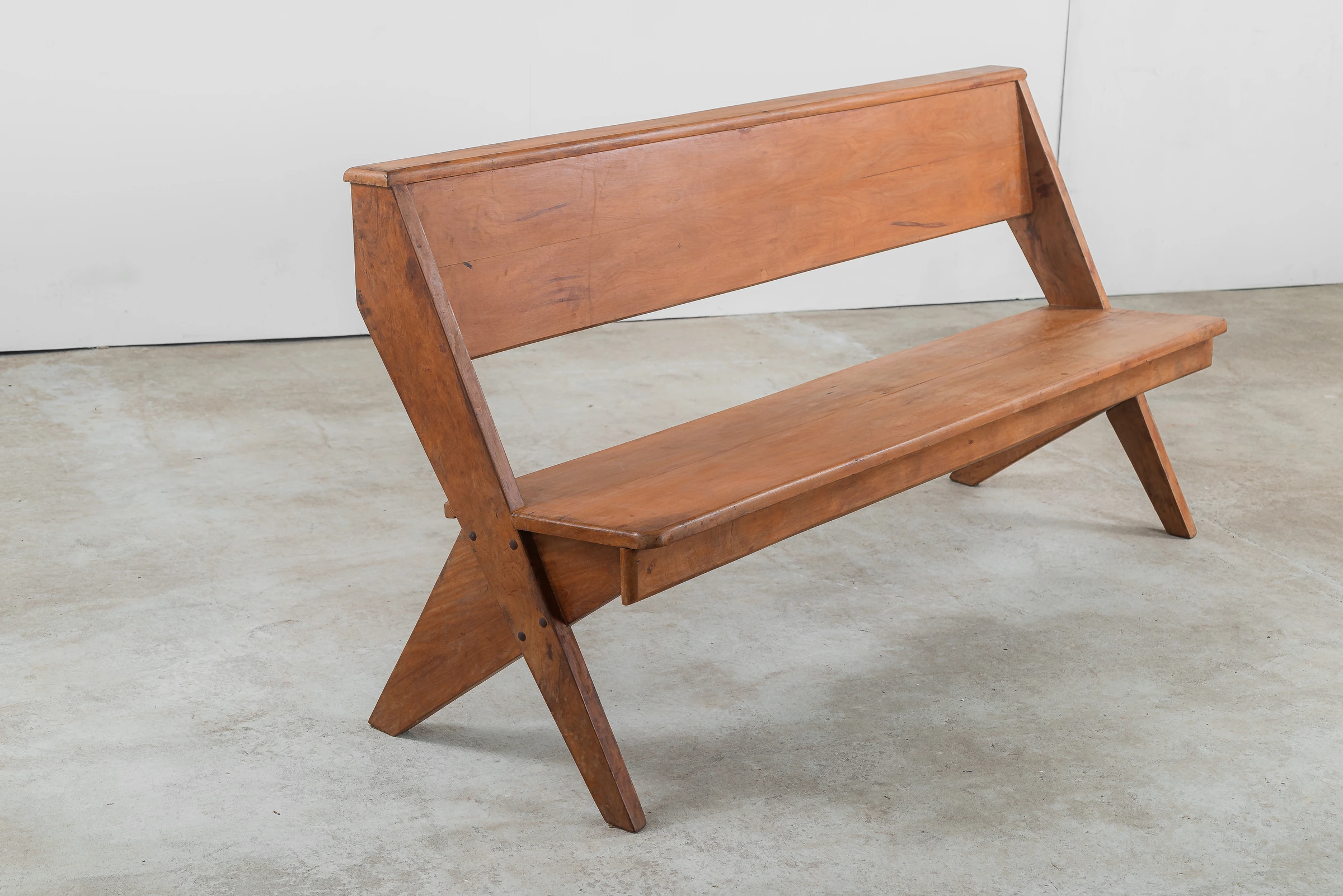 Church bench, José Zanine Caldas — photo 7