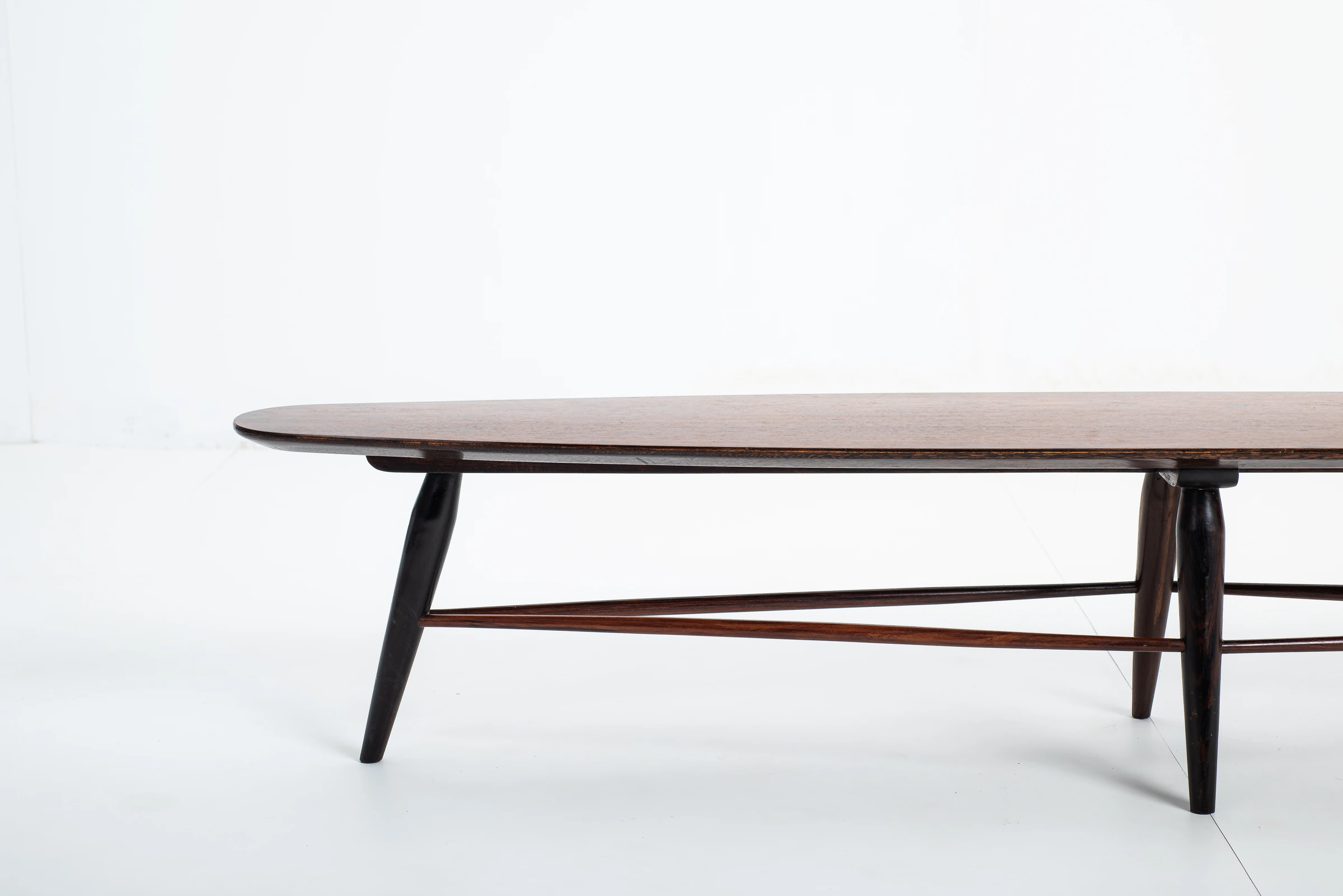 Table/ bench, Liceu de Artes e Ofícios — photo 5