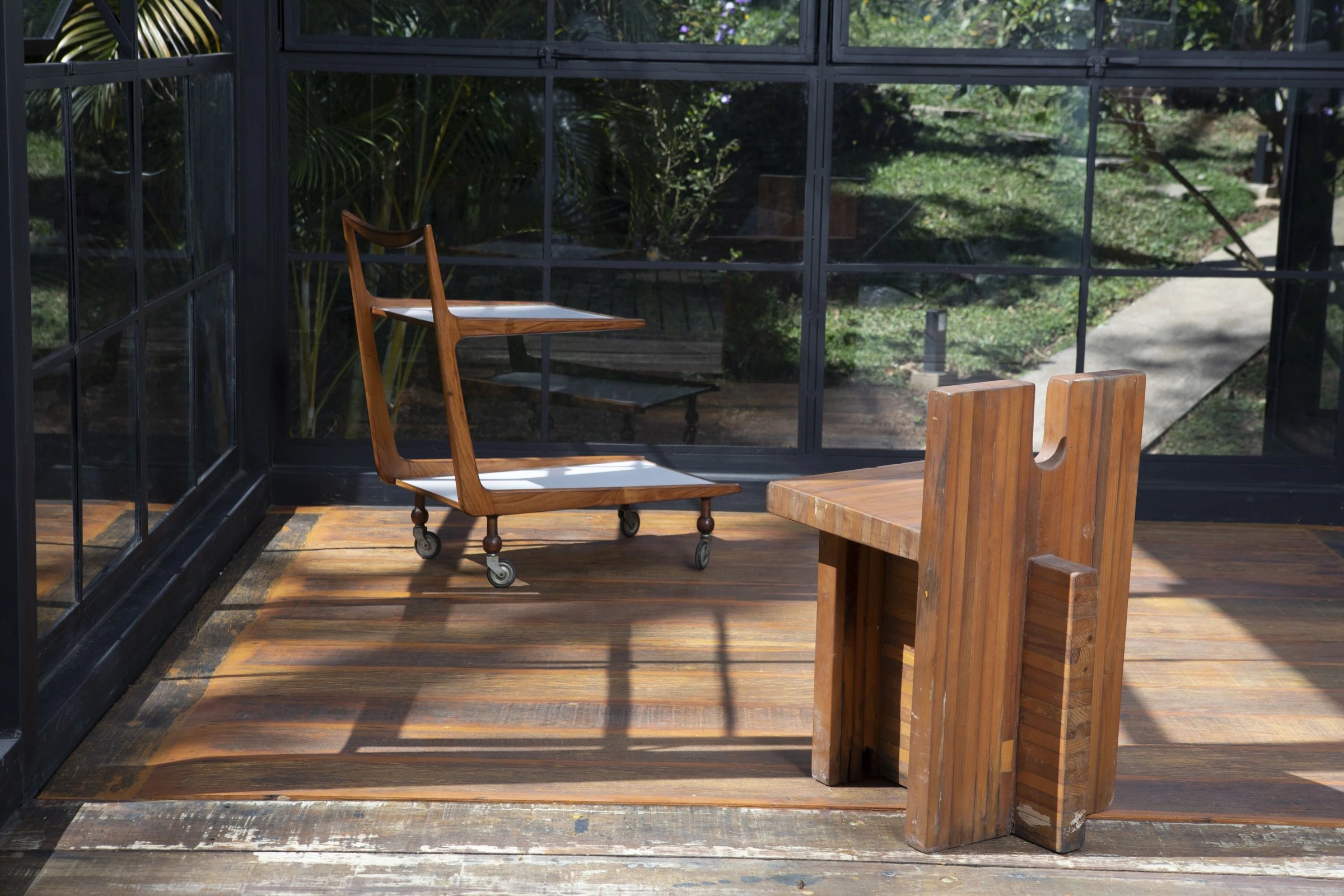 SESC stool, Lina Bo Bardi — photo 7