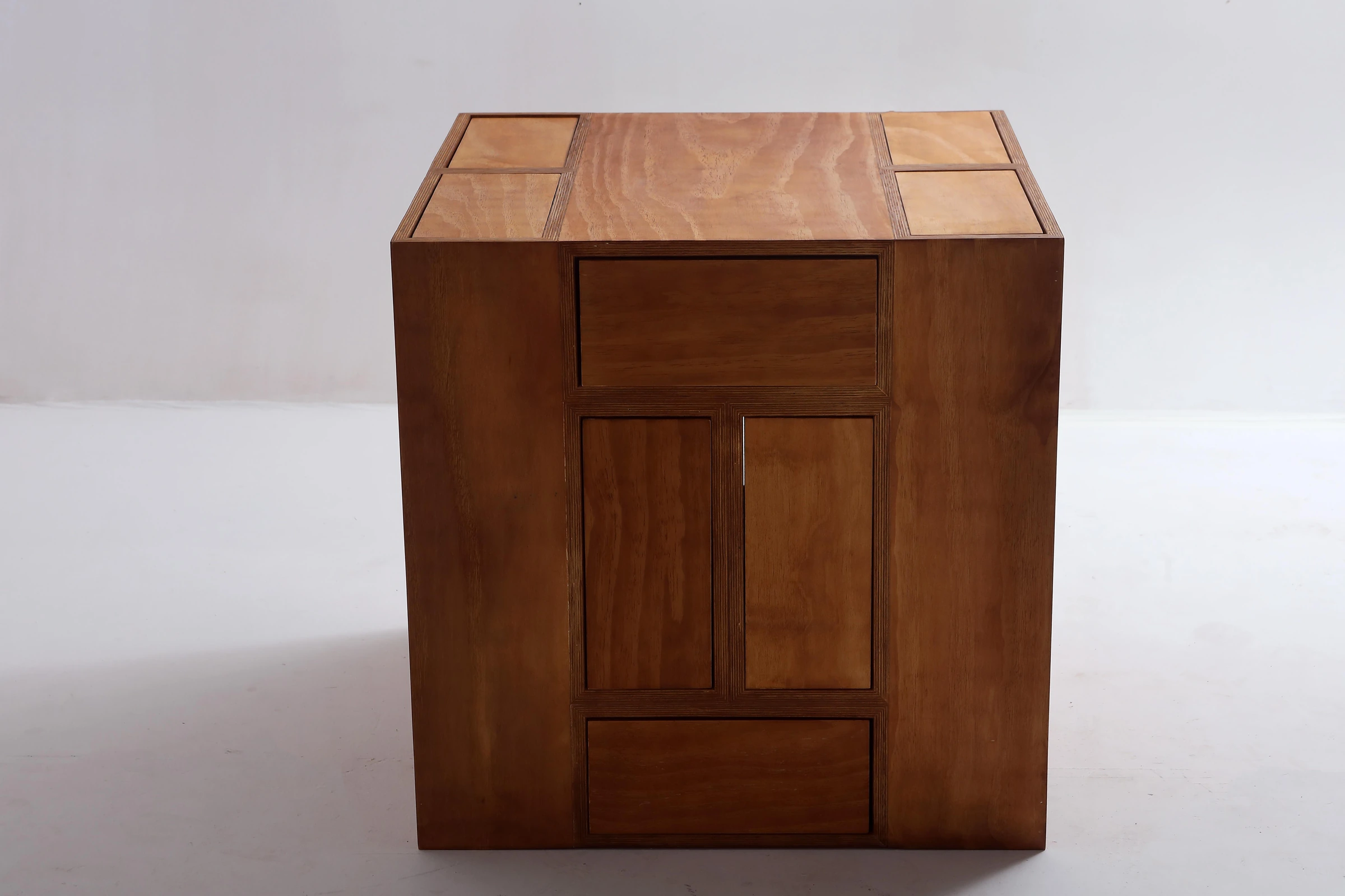 Caixa de Fósforos cabinet, Mameluca Studio — photo 6