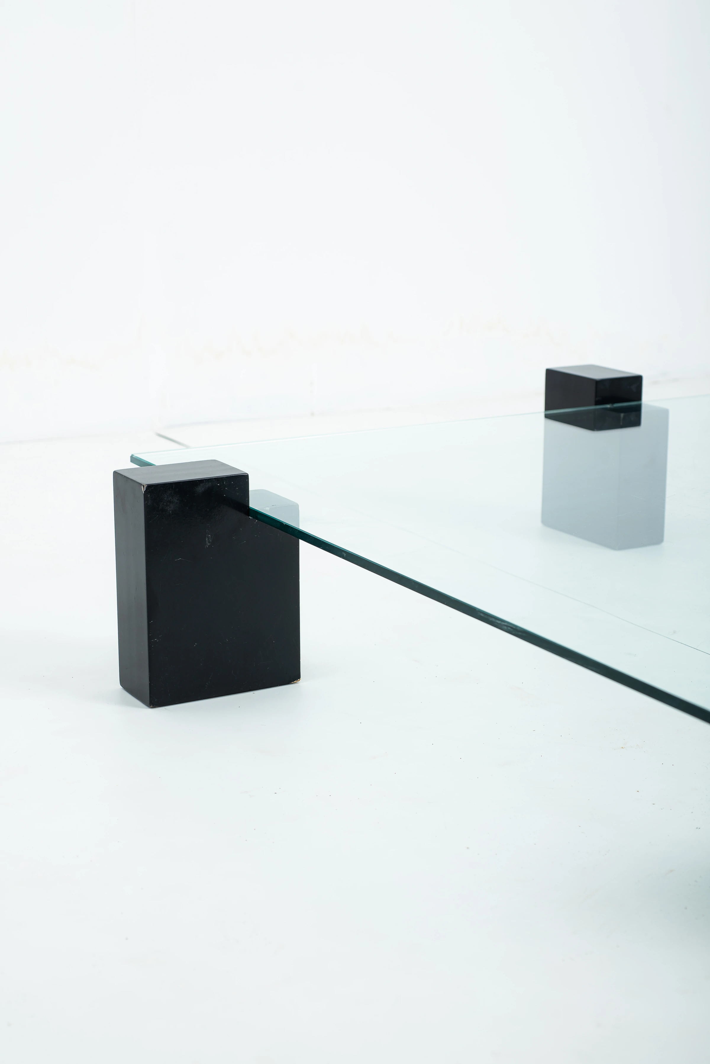 Center table, Oscar & Anna Maria Niemeyer — photo 6