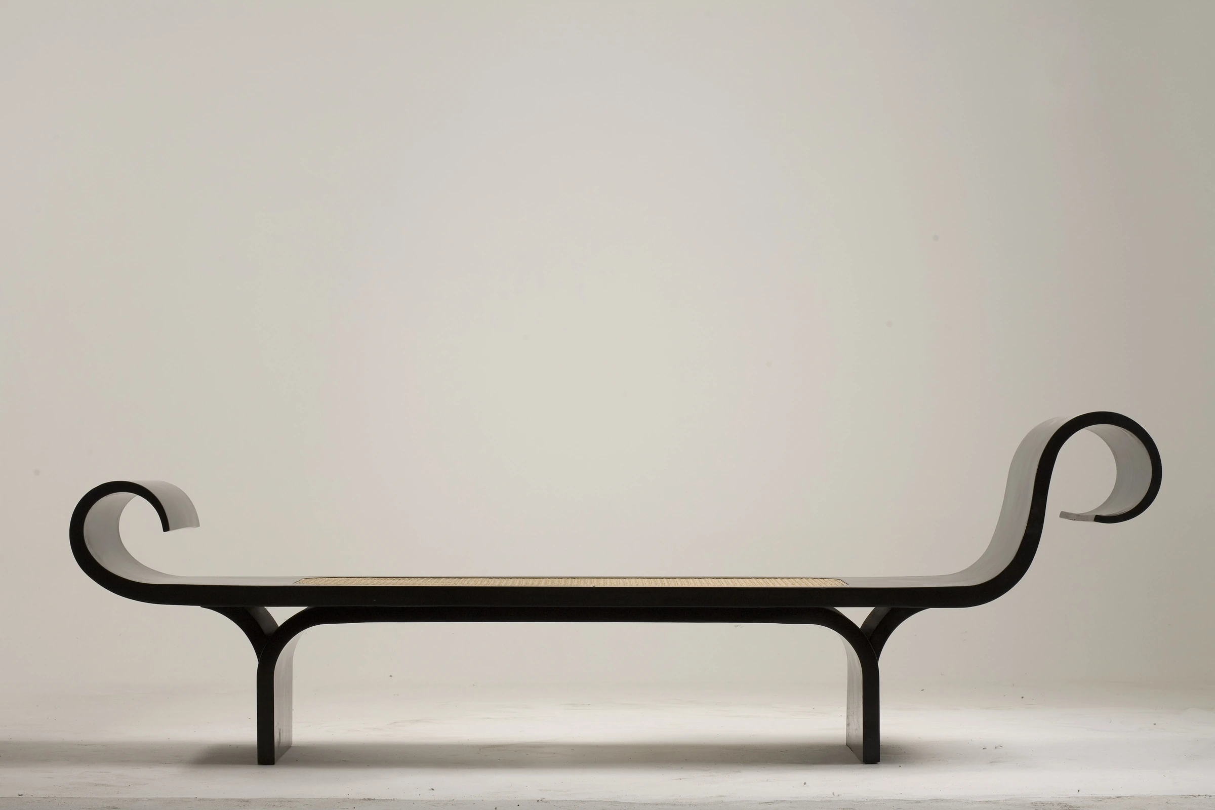 Marquesa chaise, Oscar & Anna Maria Niemeyer — photo 2