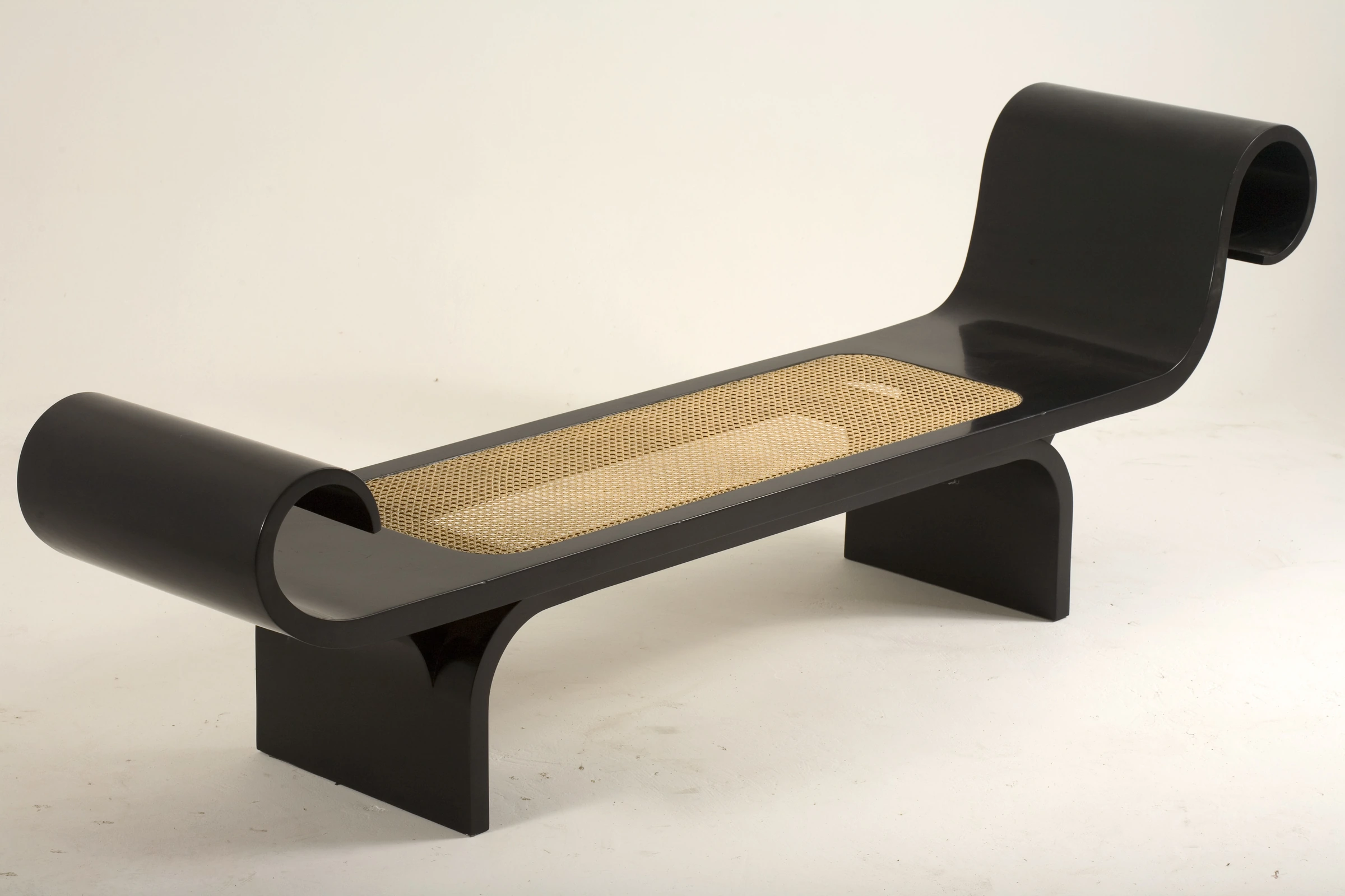 Marquesa chaise, Oscar & Anna Maria Niemeyer — photo 4