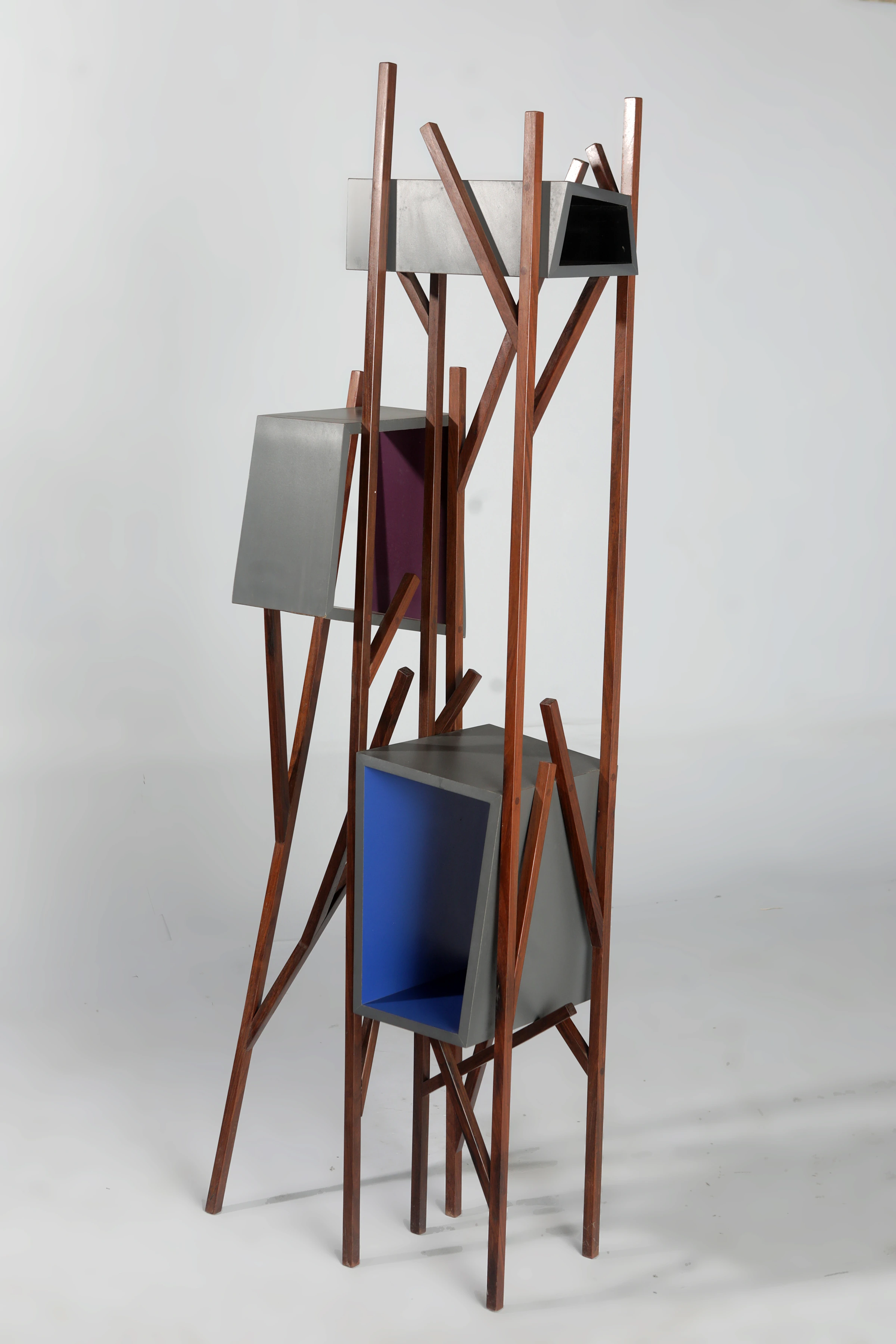 Iberê shelf, Paulo Alves — photo 4