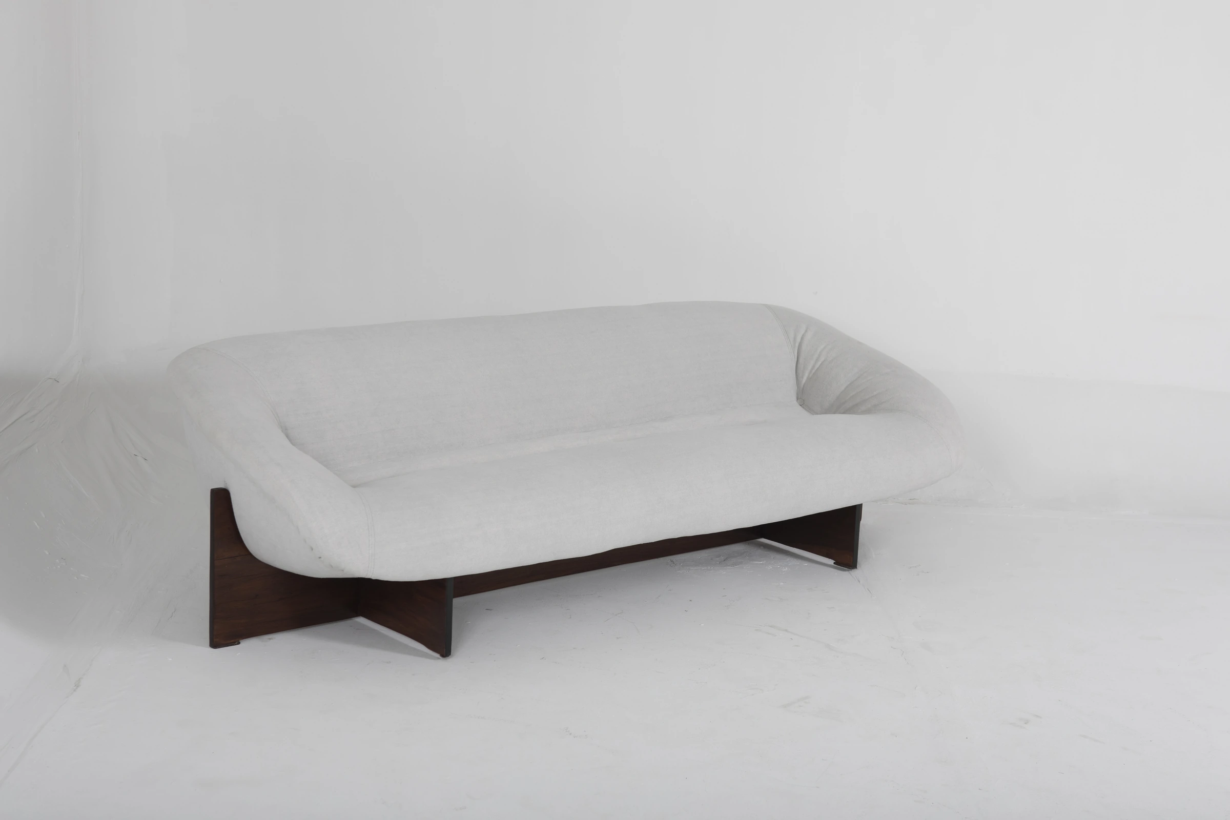 MP-61 sofa