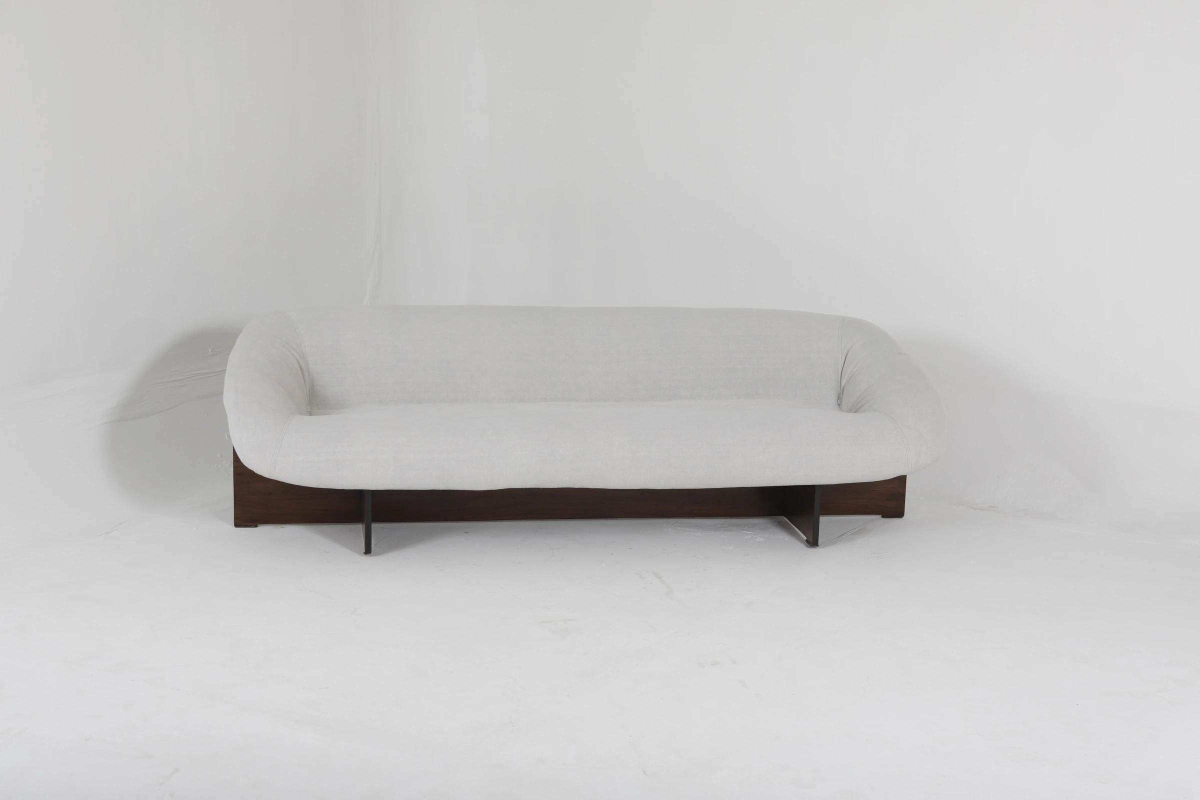 MP-61 sofa, Percival Lafer — photo 3