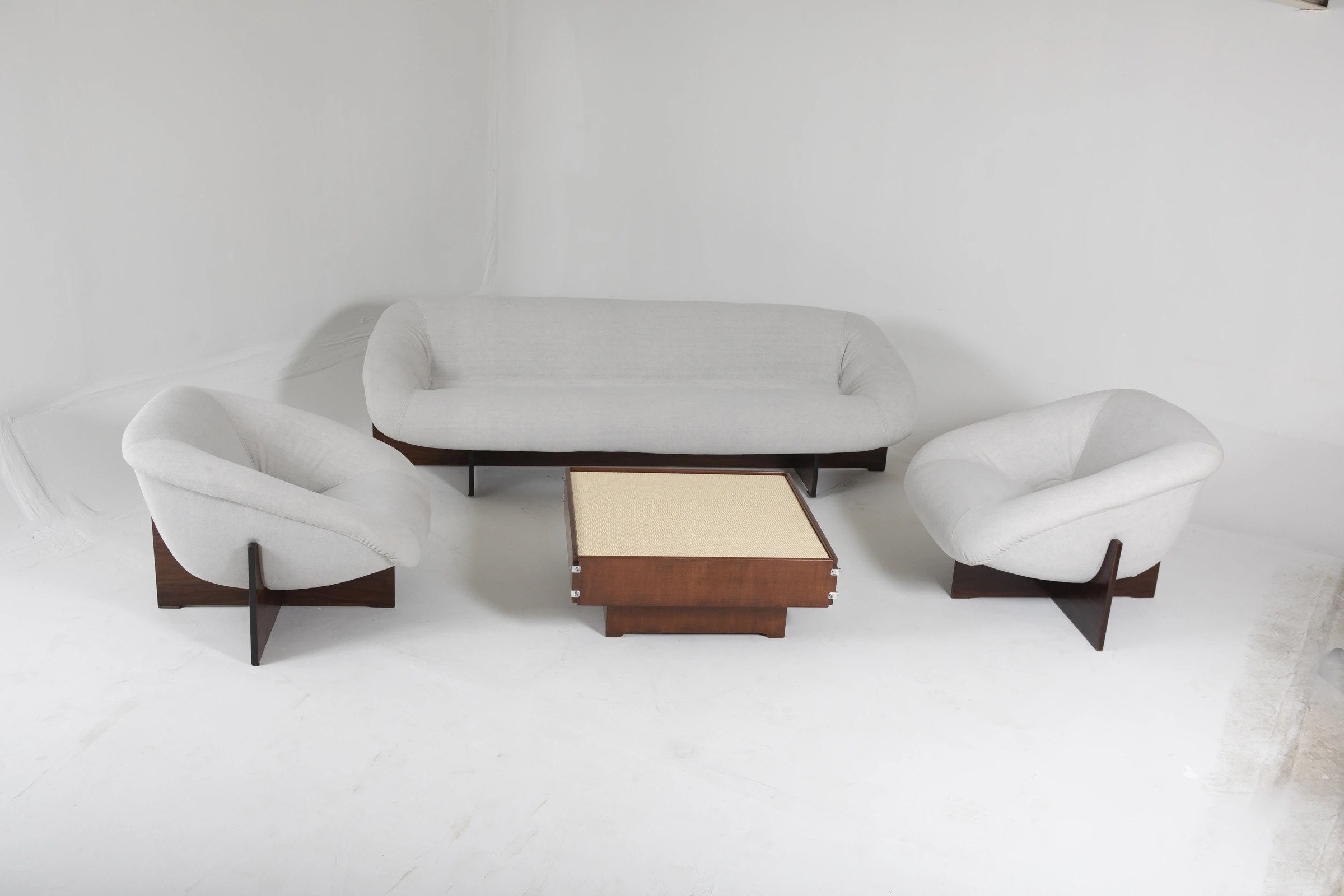 Pair of MP-61 armchairs, Percival Lafer — photo 6