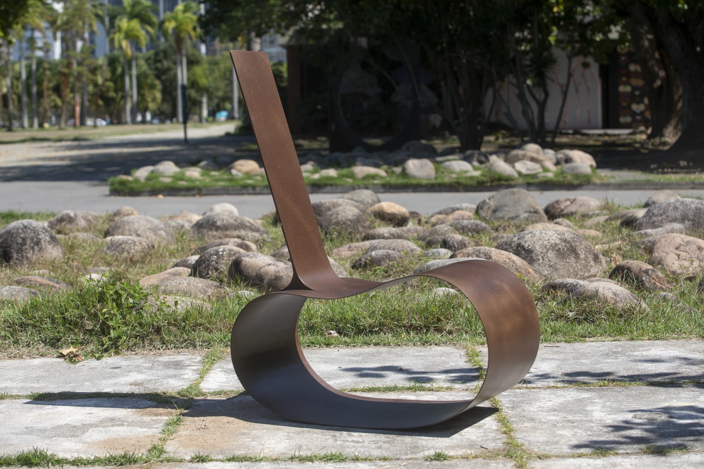 Feijão chair in corten steel, Rodrigo Simão — photo 19