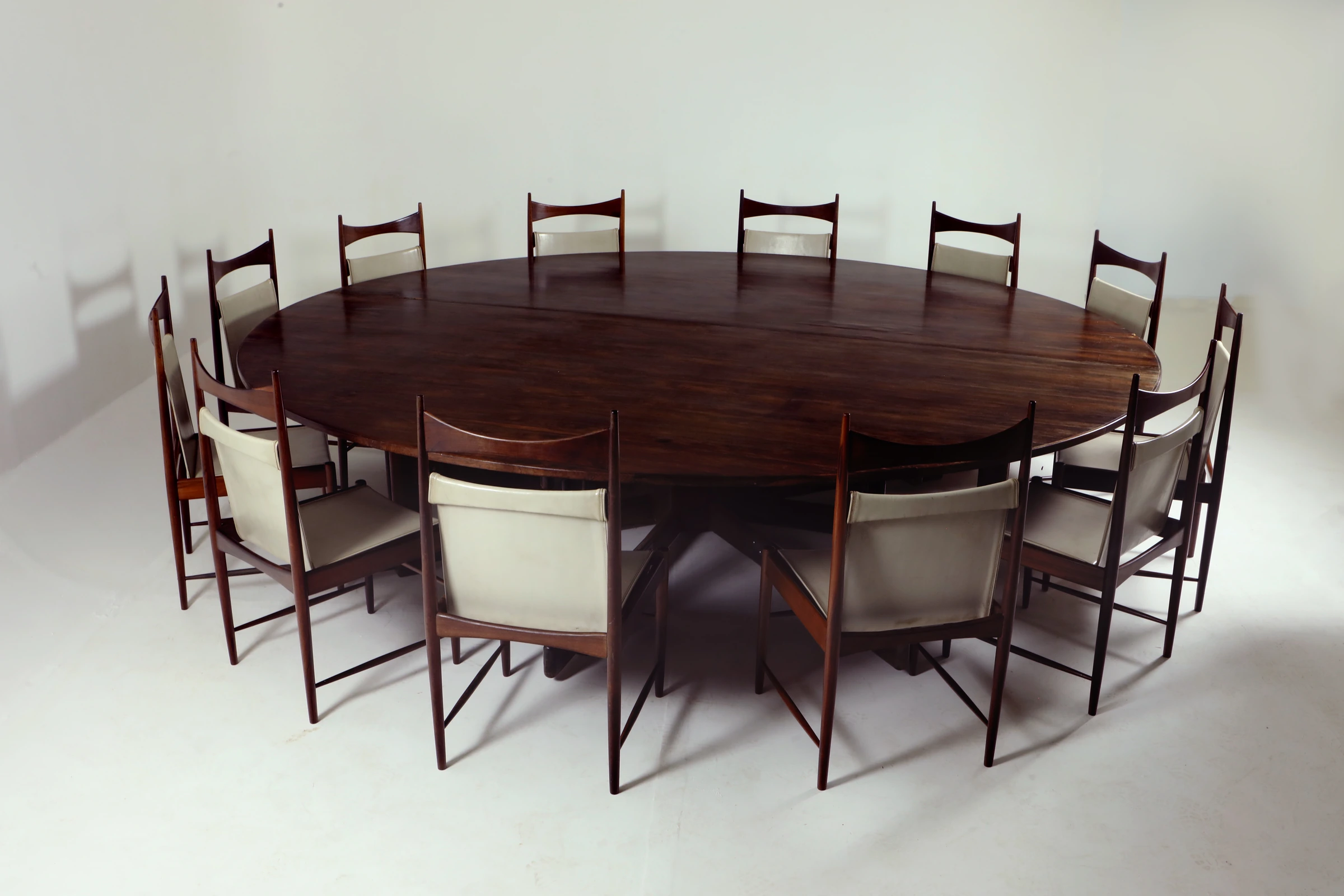 Conference table, Sergio Rodrigues — photo 2