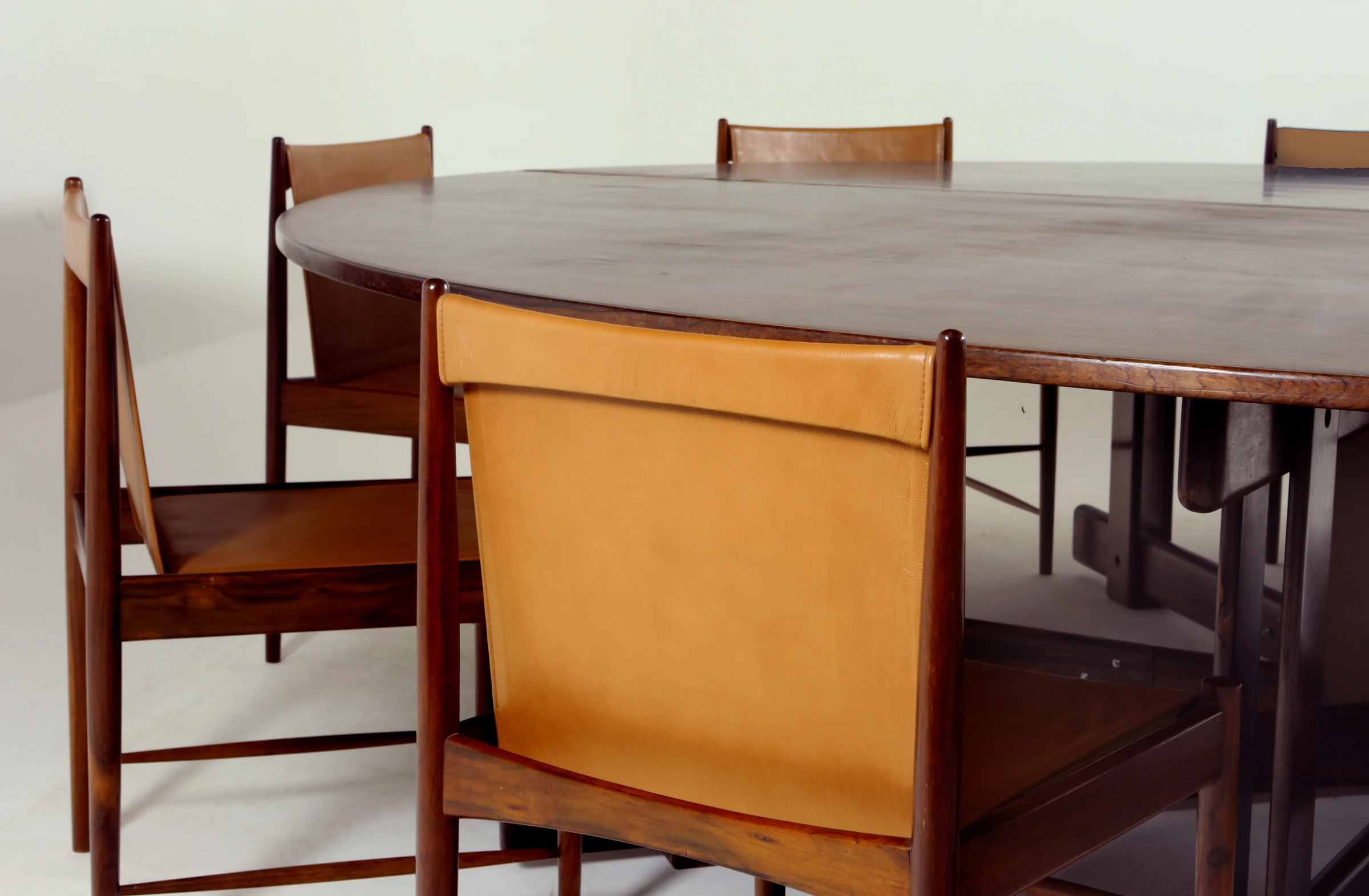 Conference table, Sergio Rodrigues — photo 7