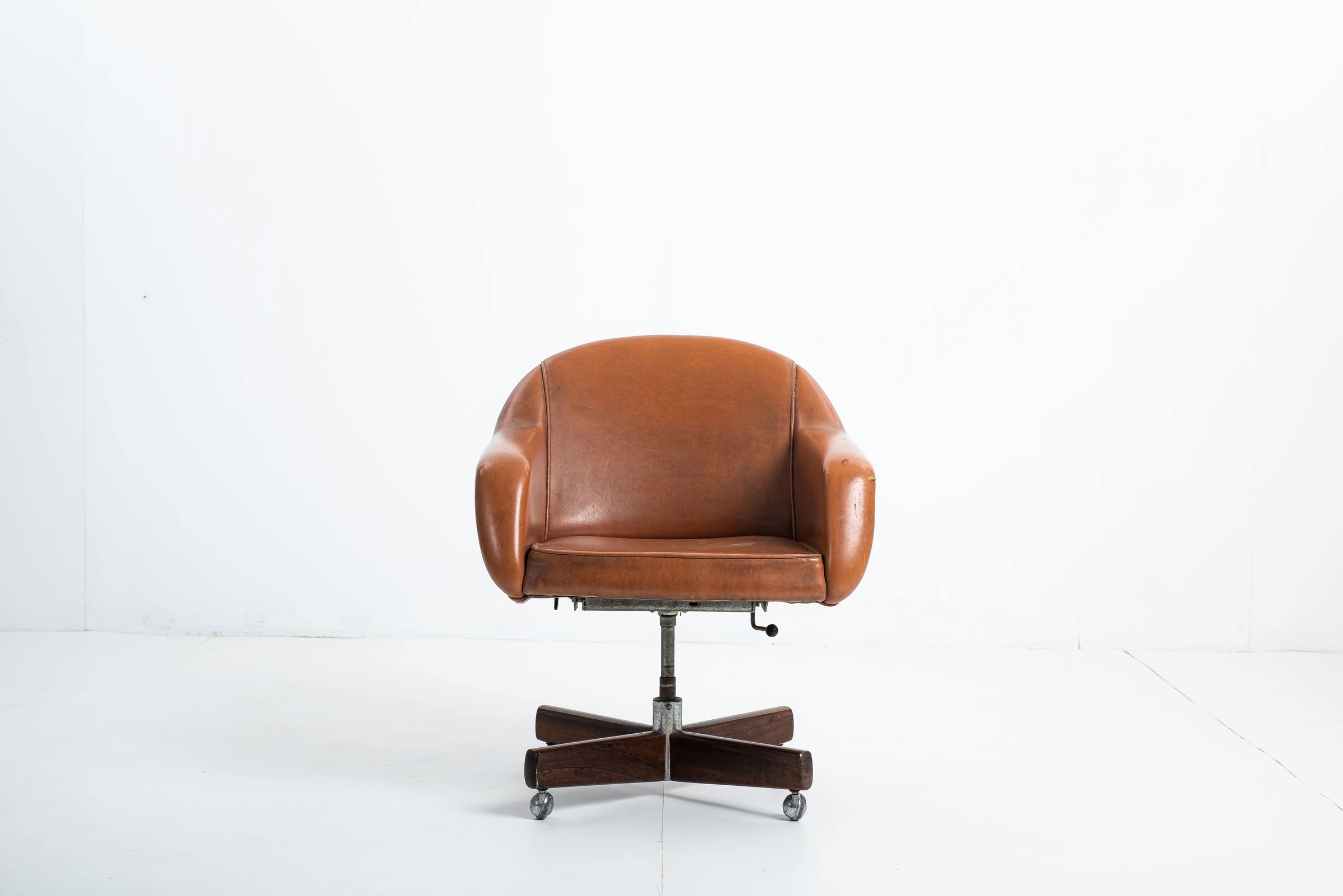 Desk chair
