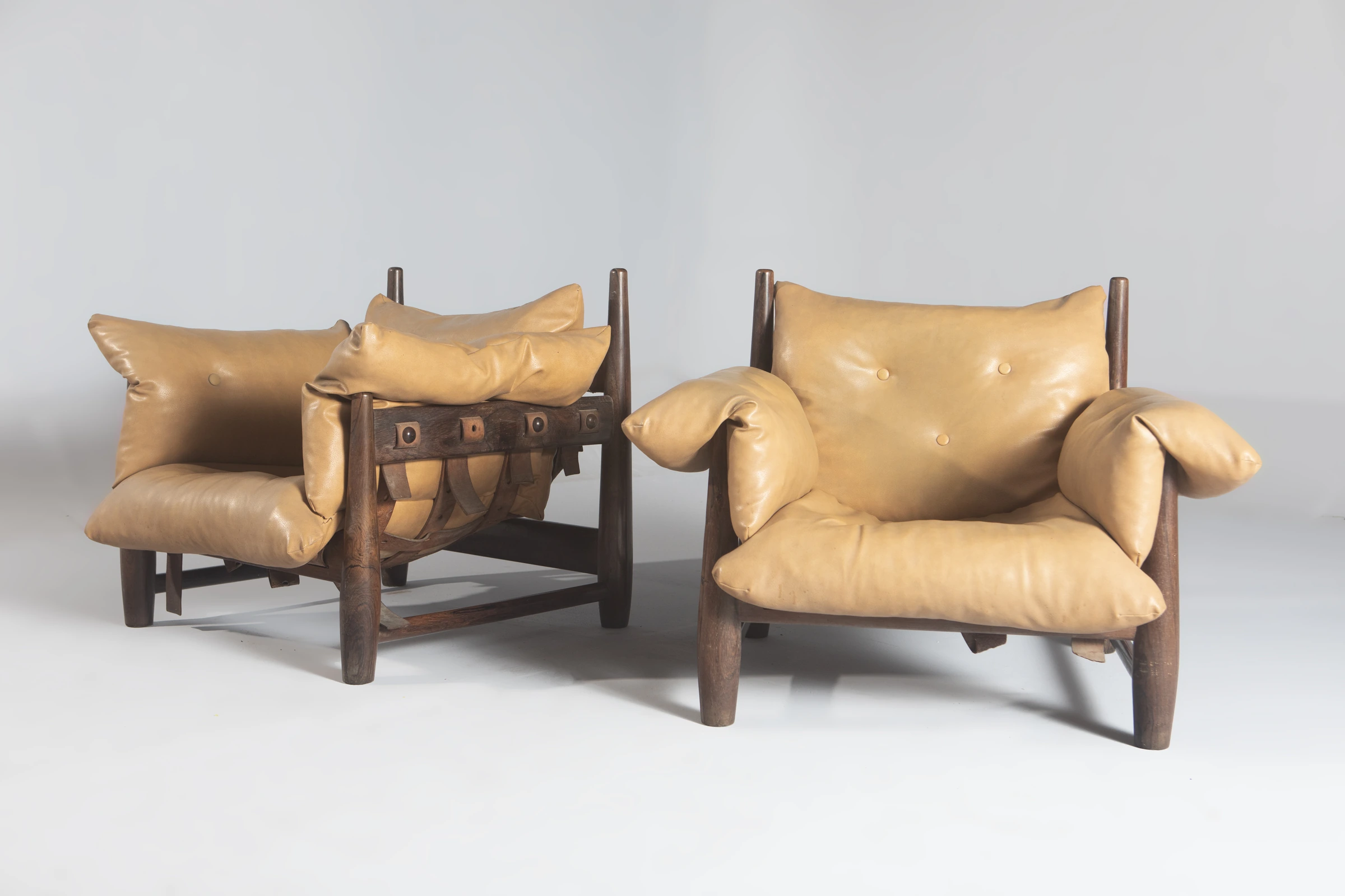 Mole armchair, Sergio Rodrigues — photo 6