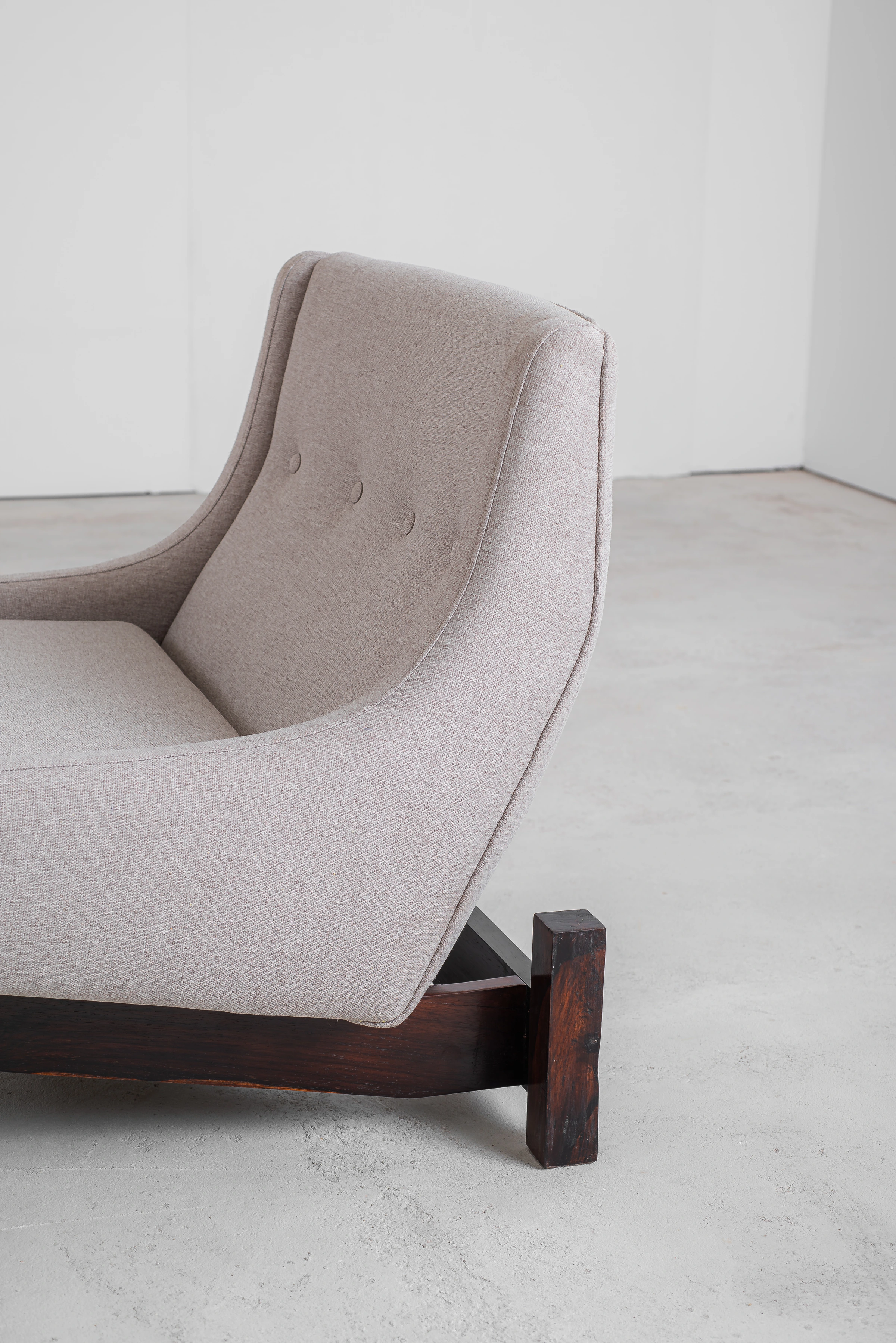 Pair of Paraty armchairs, Sergio Rodrigues — photo 5