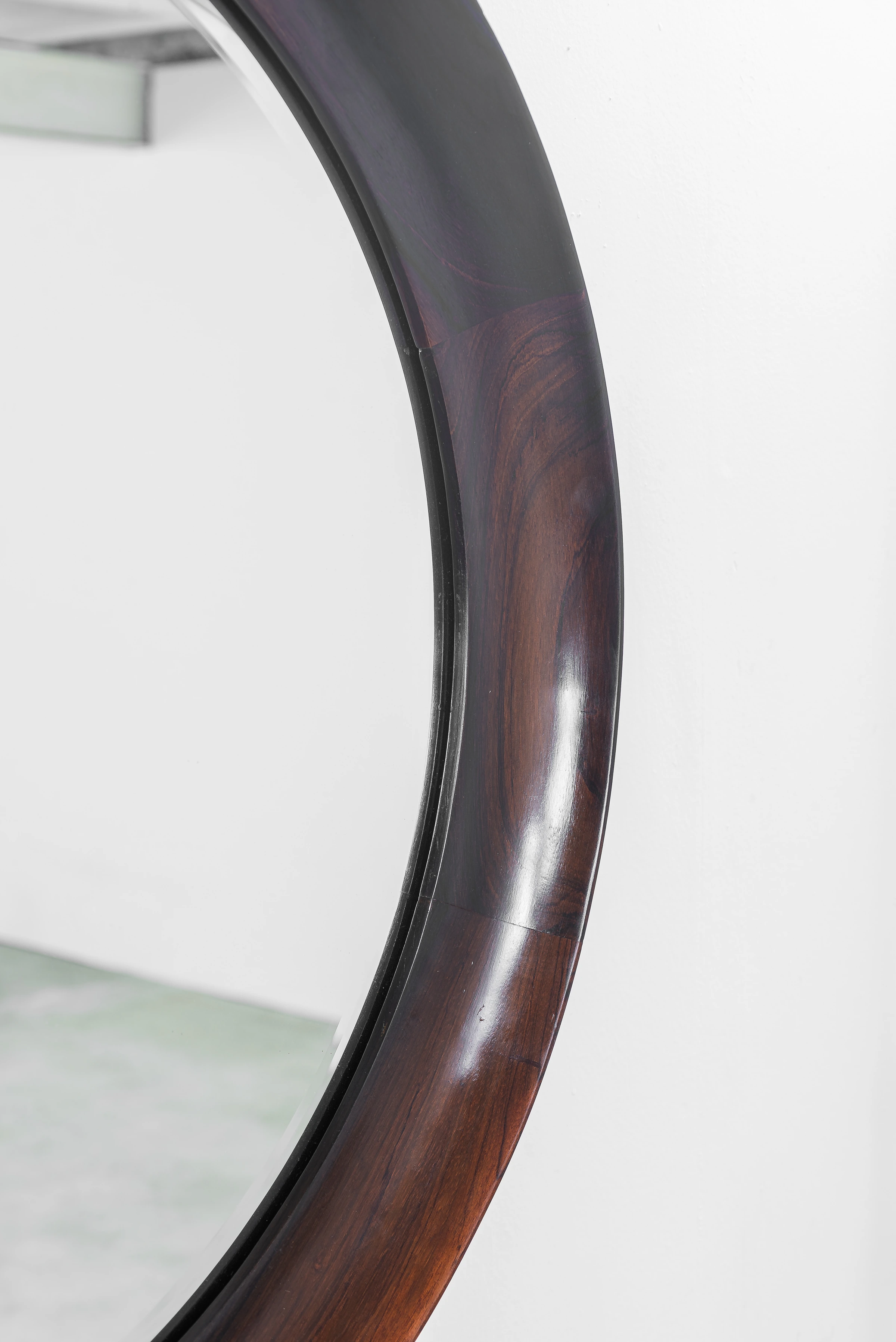 Pair of wall mirrors, Sergio Rodrigues — photo 4
