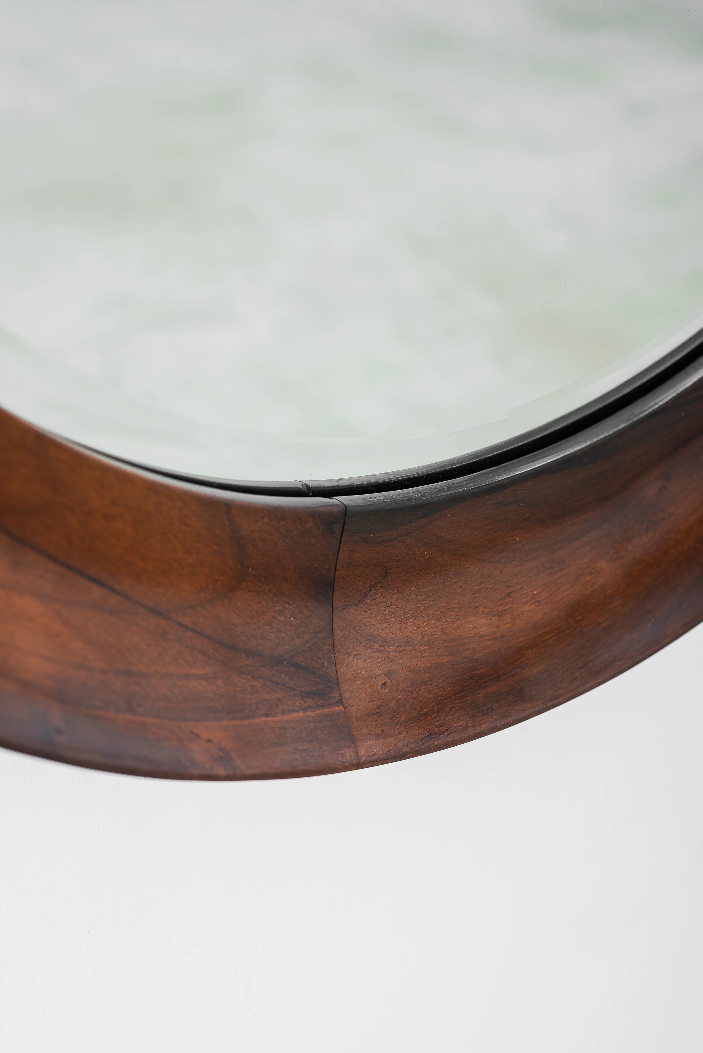 Pair of wall mirrors, Sergio Rodrigues — photo 6
