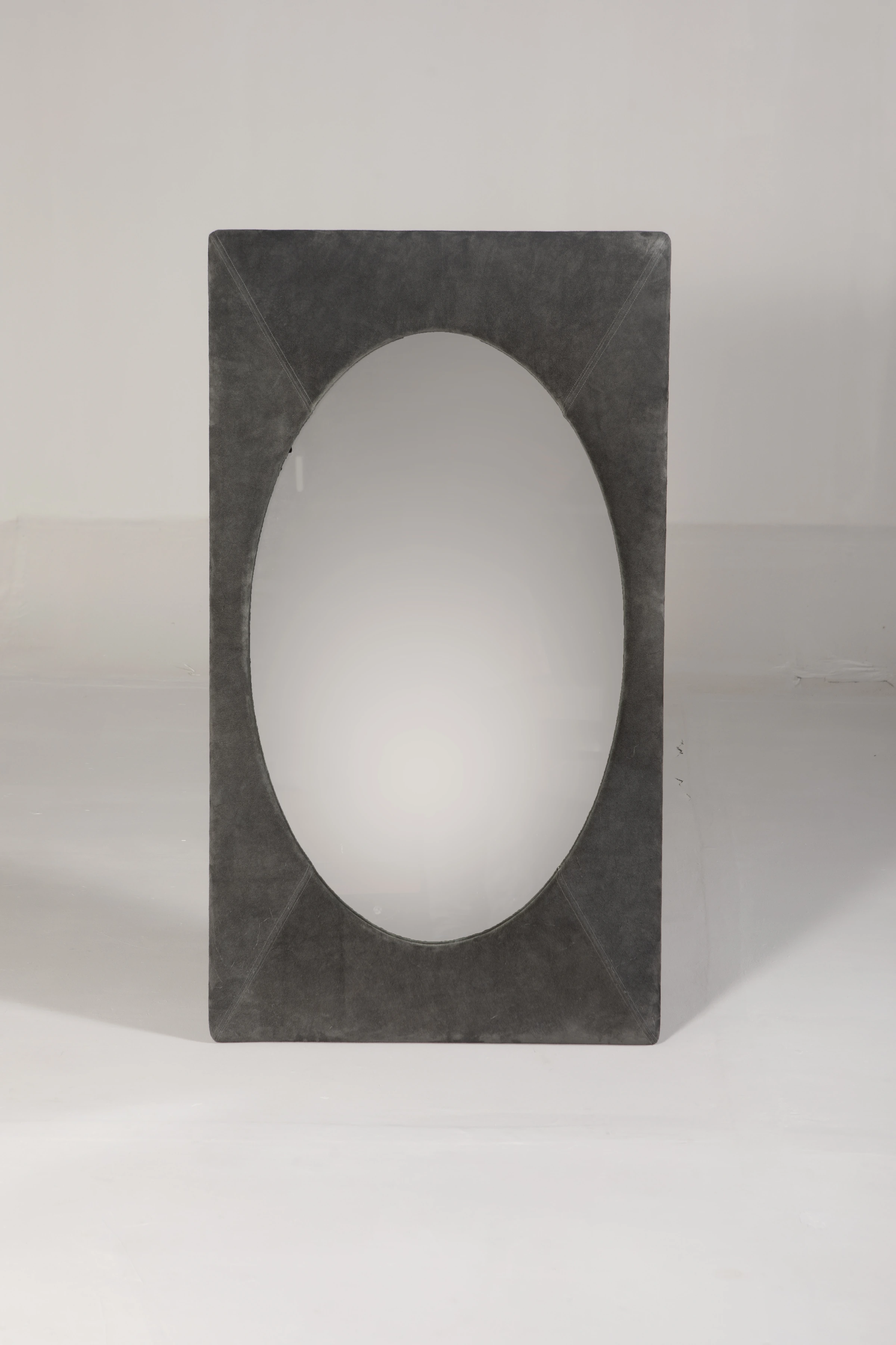 Pair of wall mirrors, Sergio Rodrigues — photo 3