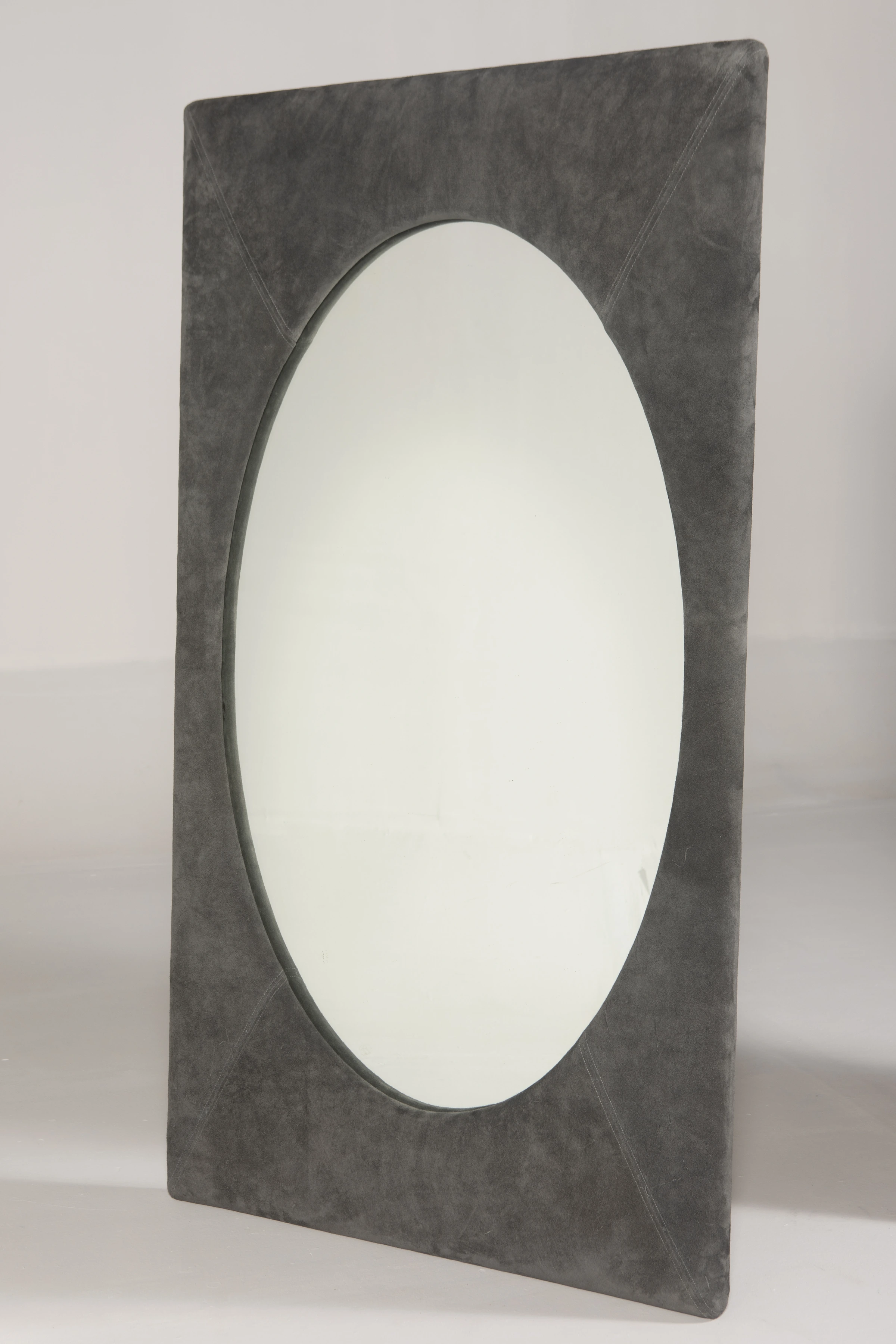 Pair of wall mirrors, Sergio Rodrigues — photo 4