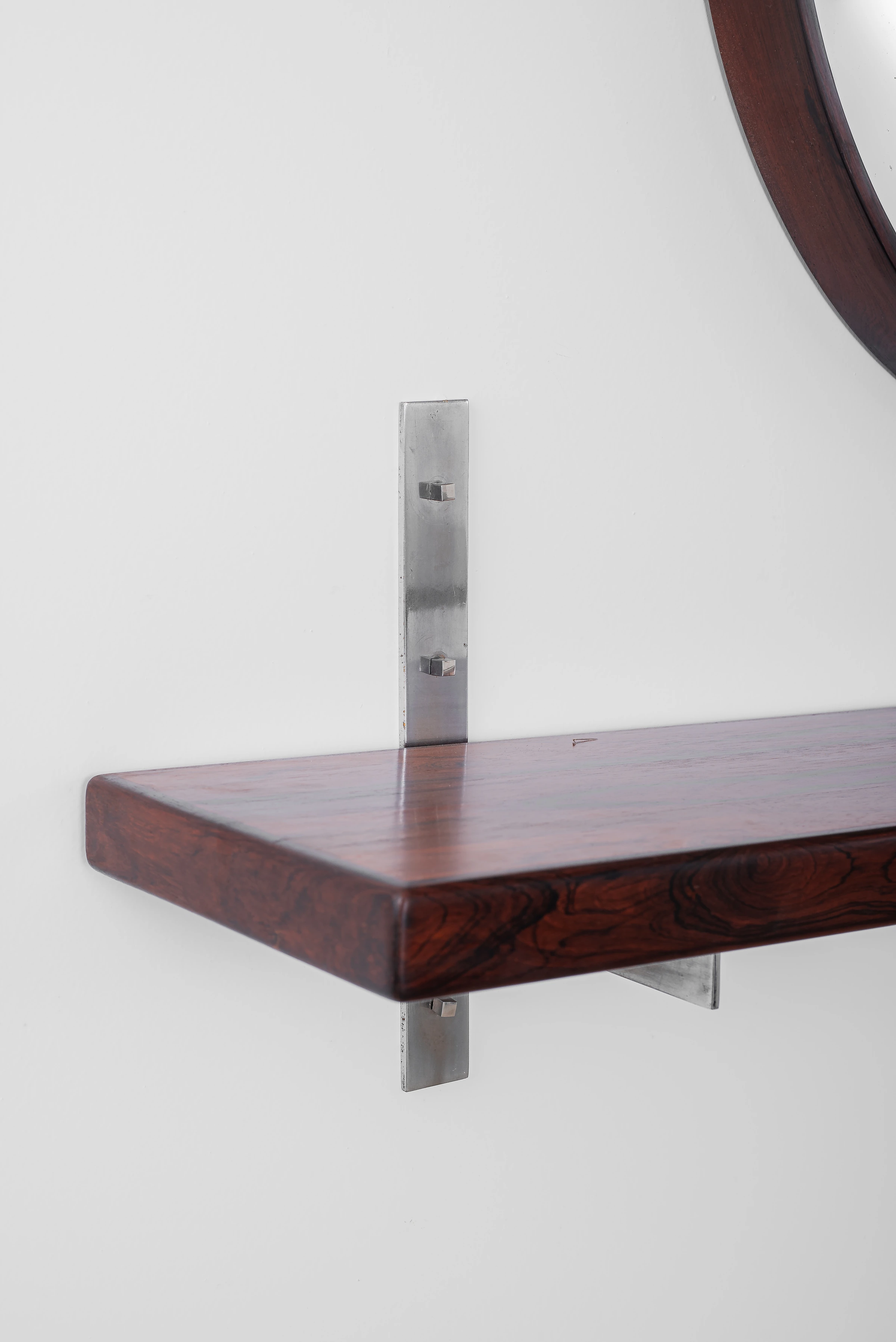 Sideboard and mirror, Sergio Rodrigues — photo 7