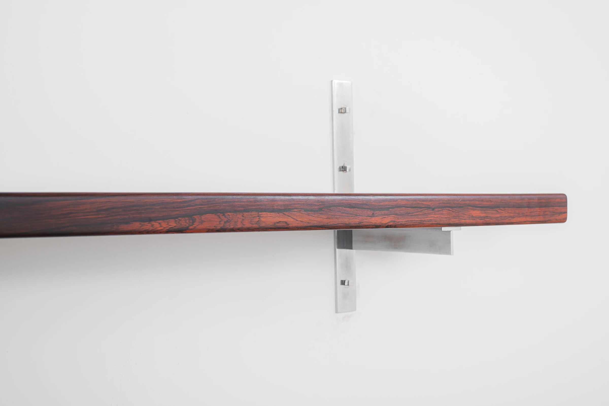 Sideboard and mirror, Sergio Rodrigues — photo 14