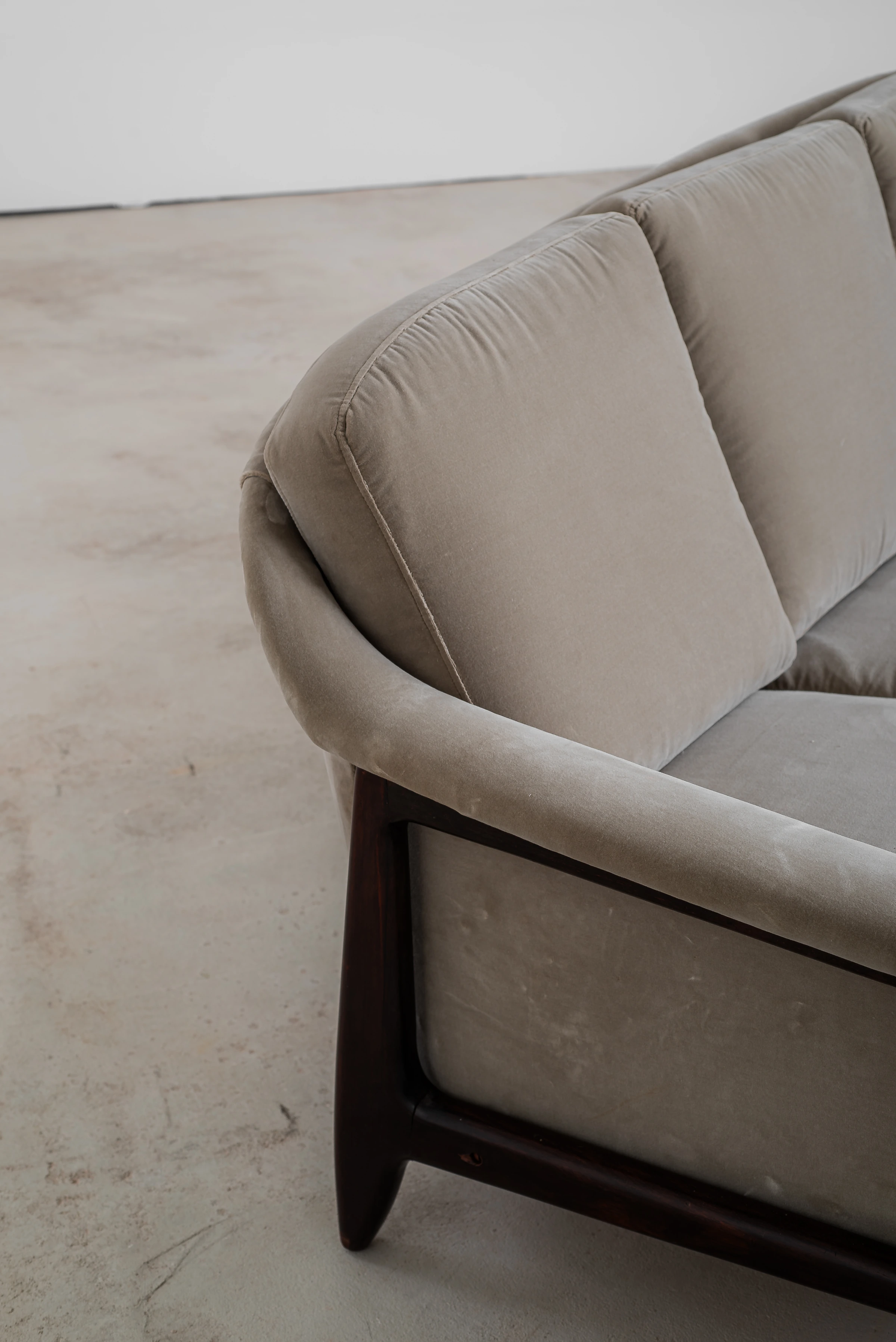 Stella sofa, Sergio Rodrigues — photo 10