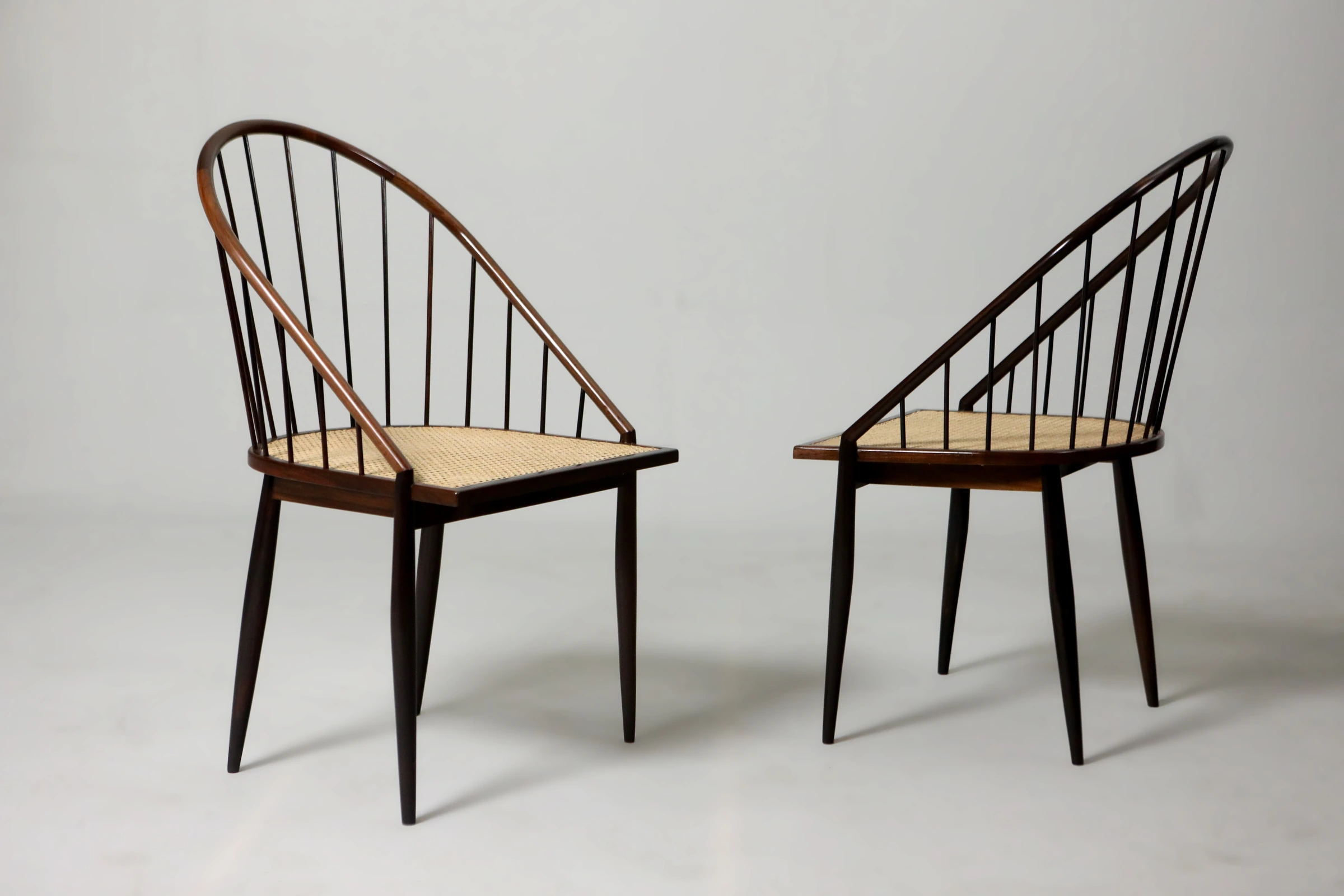 Curva chairs, Joaquim Tenreiro — photo 2