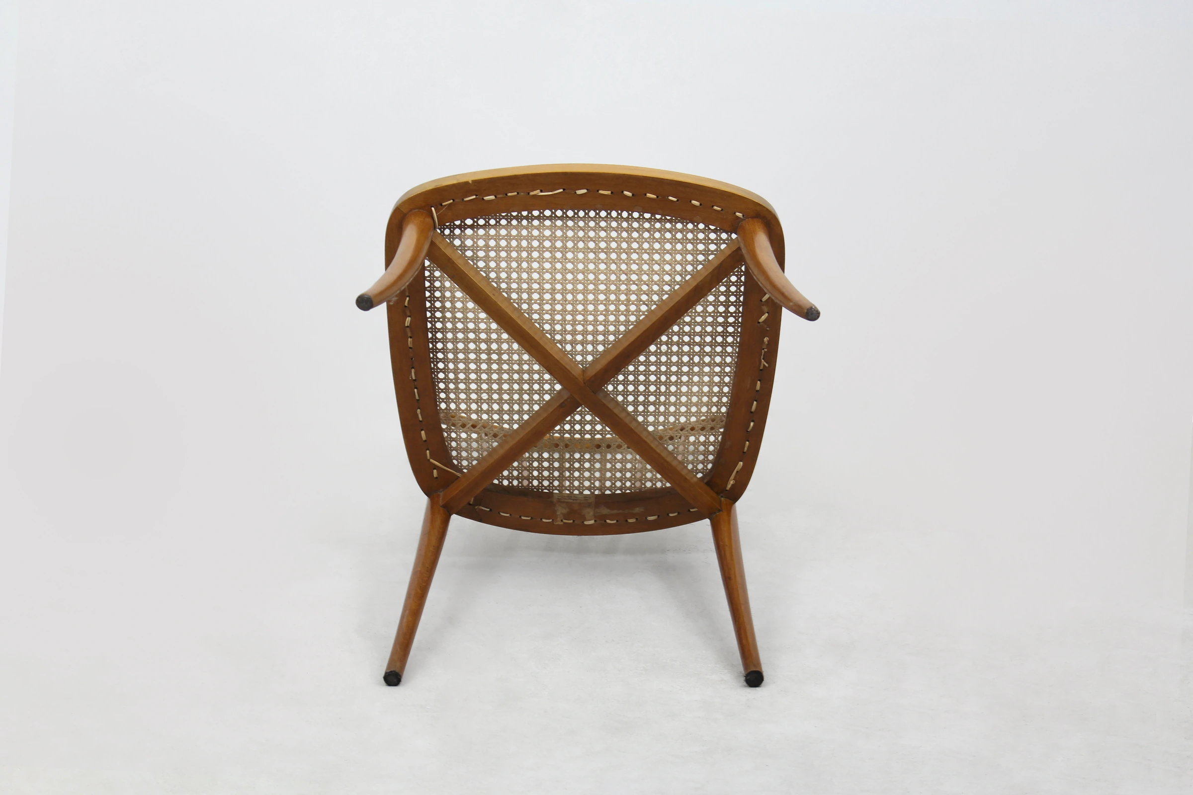 Dining table with a suite of ten chairs, Joaquim Tenreiro — photo 7