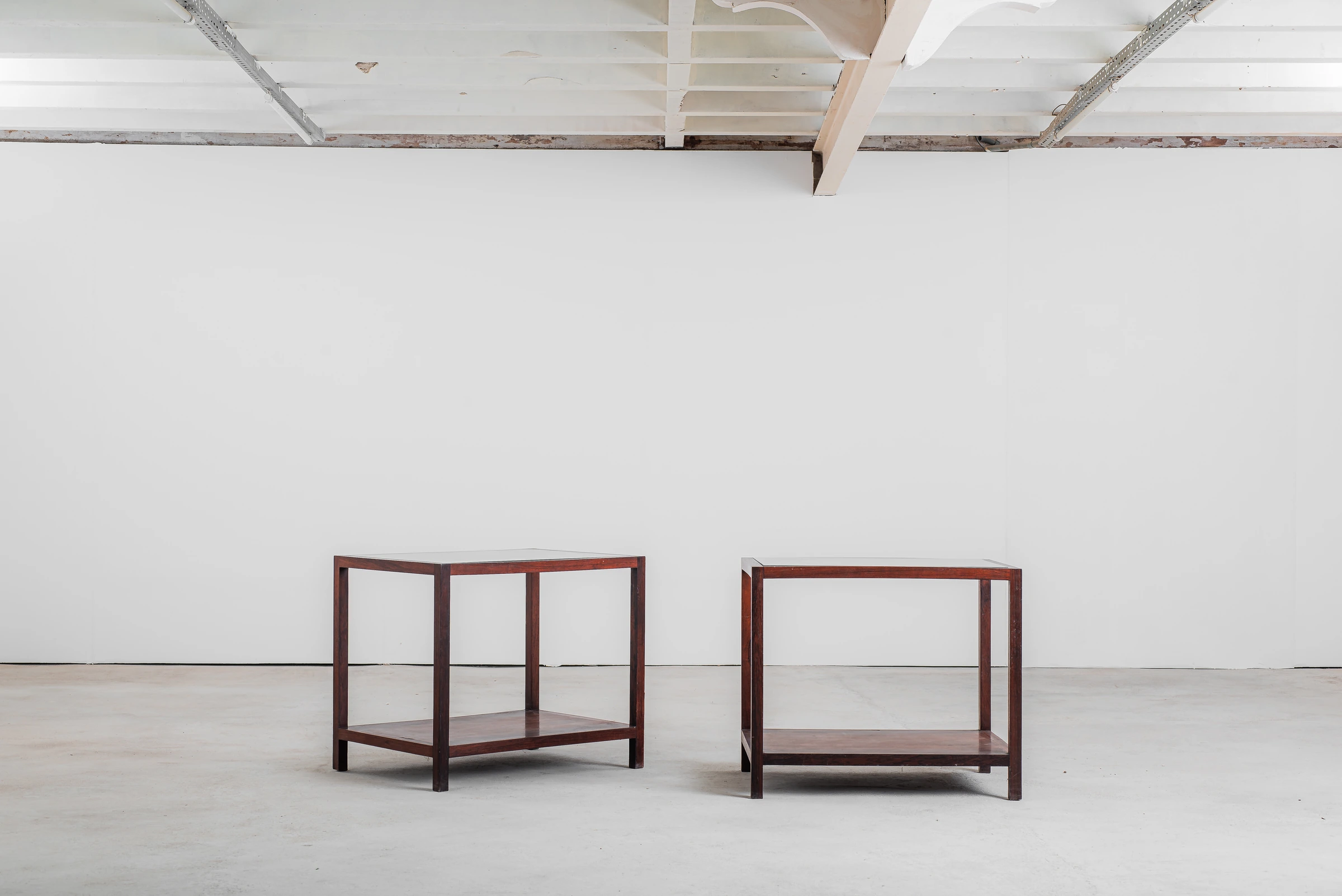 Pair of side tables — Joaquim Tenreiro