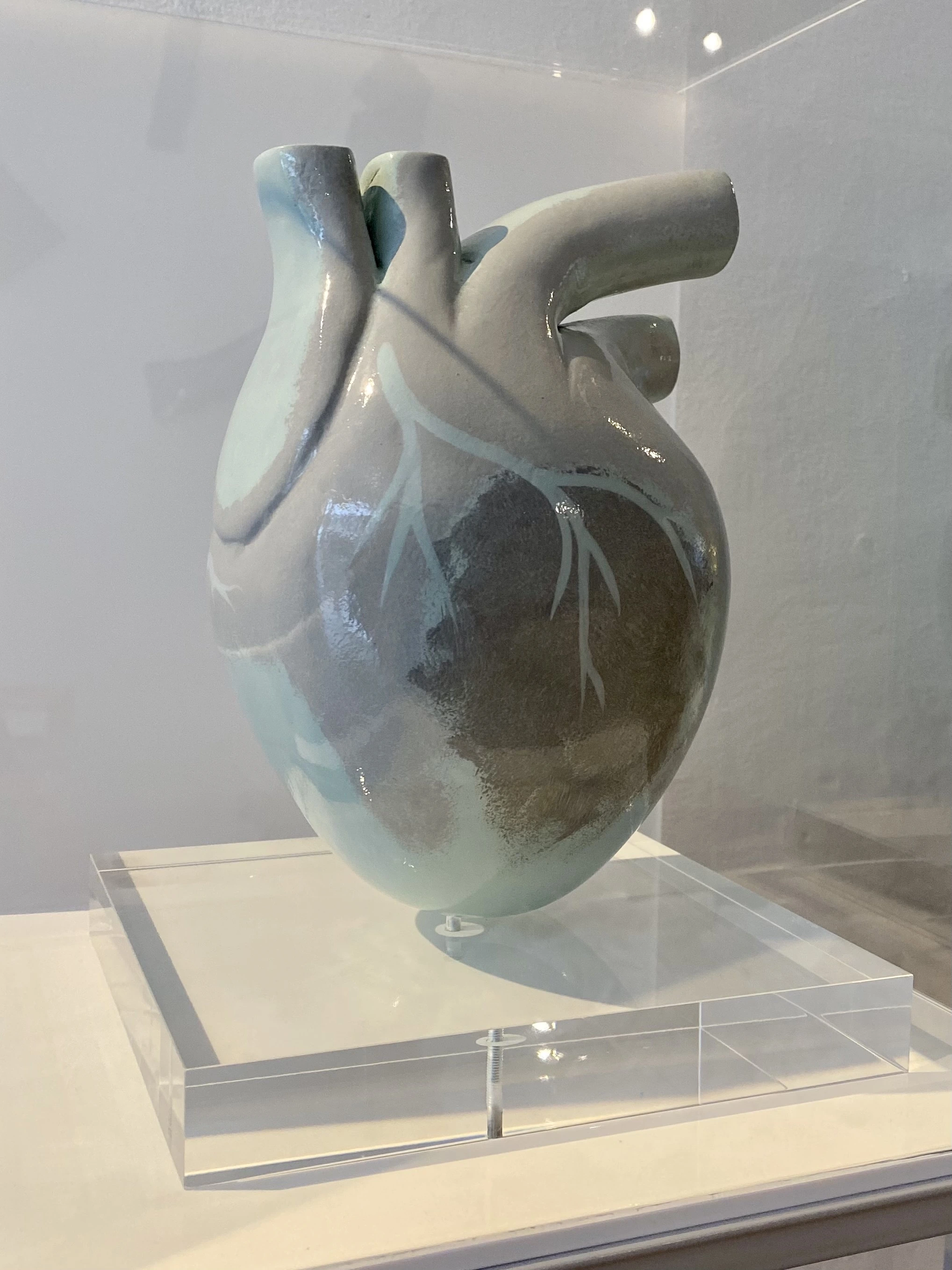 With A Full Heart • Grey — Willian Farias
