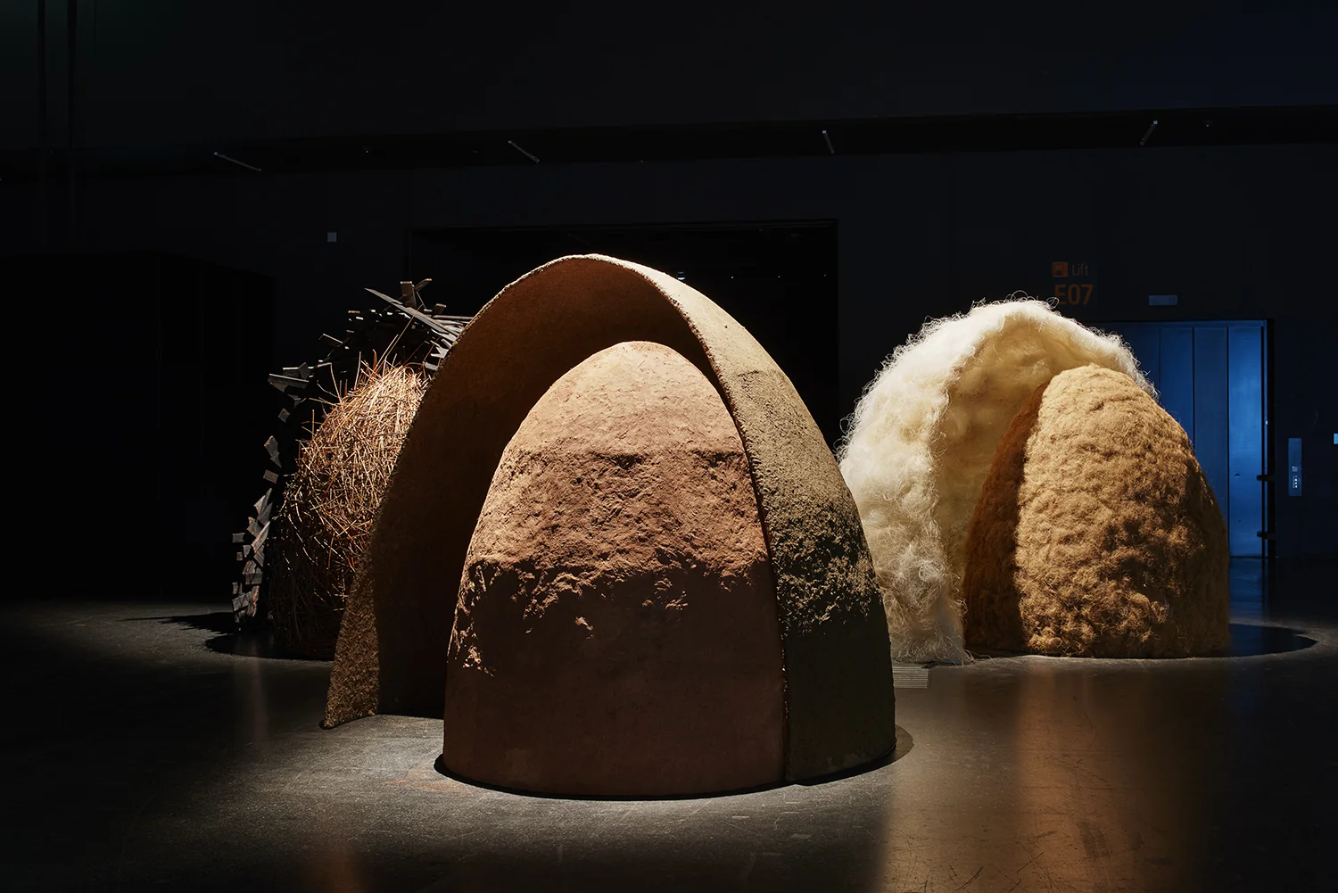 Manimal por Mameluca na Design at Large – Design Miami/Basel 2019 – Suíça — Photo 1