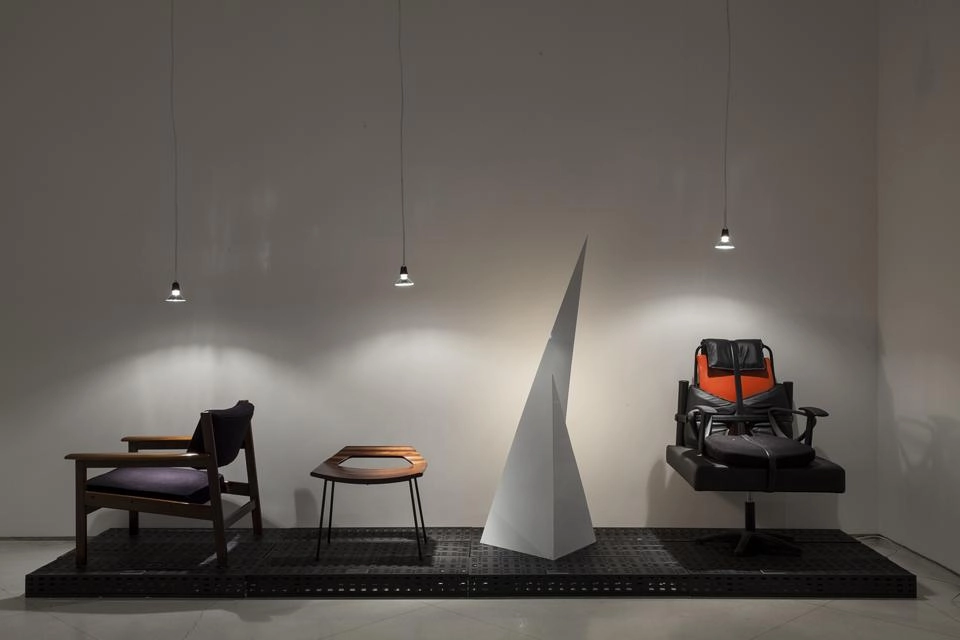 O design brasileiro de móveis na Bolsa de Arte de São Paulo — Photo 6